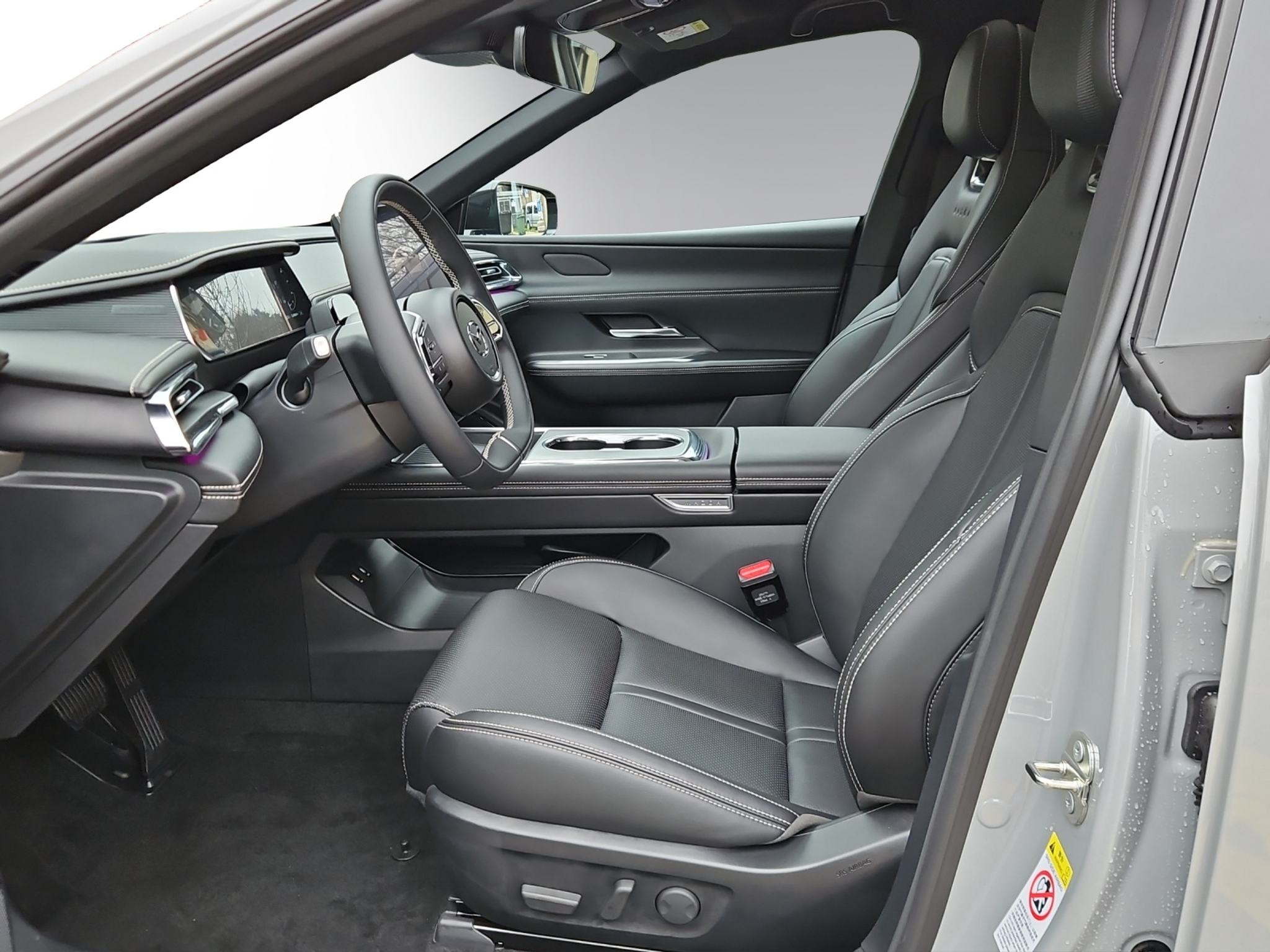 listing desktop thumbnail image 5