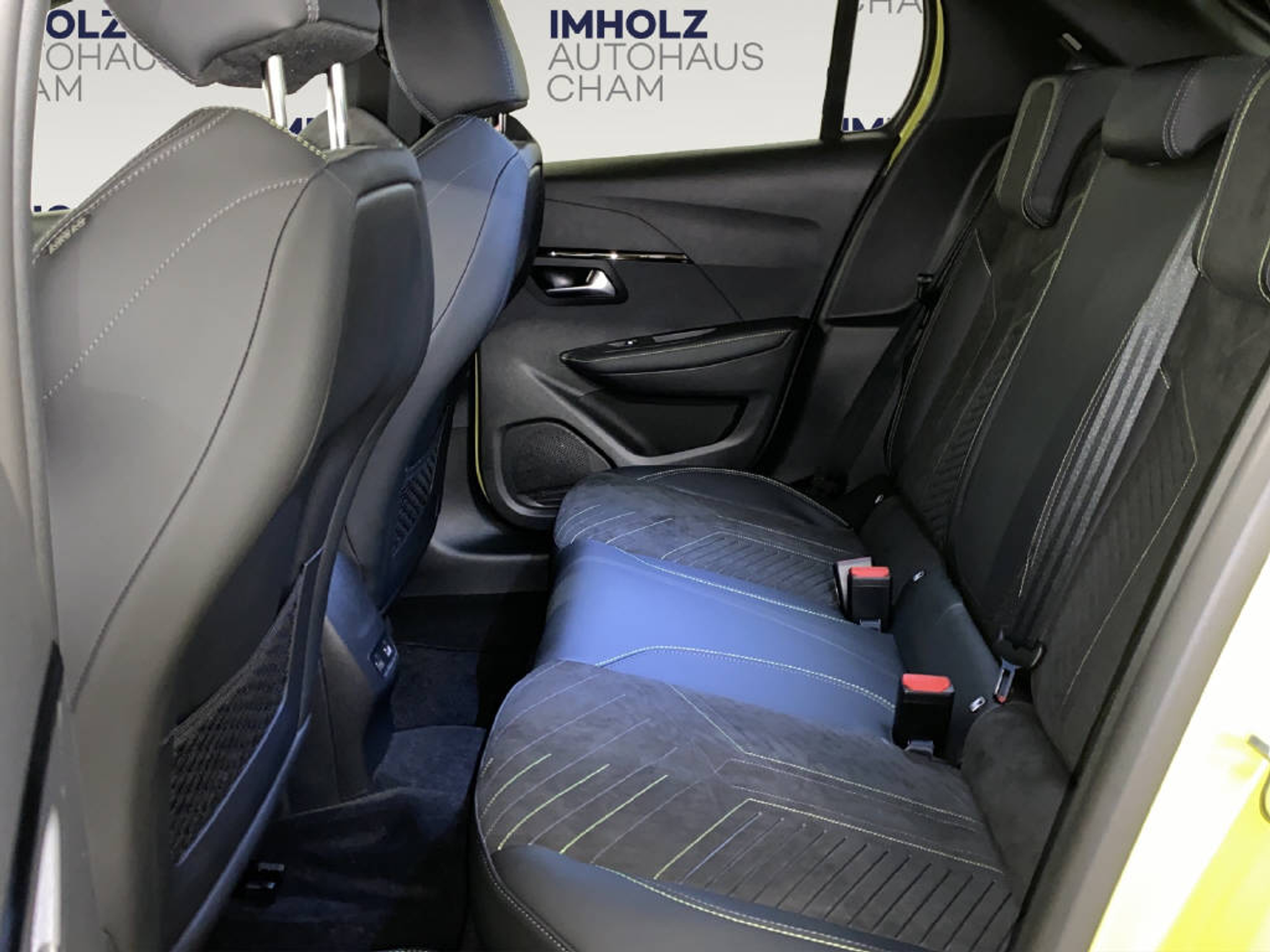 listing desktop thumbnail image 12