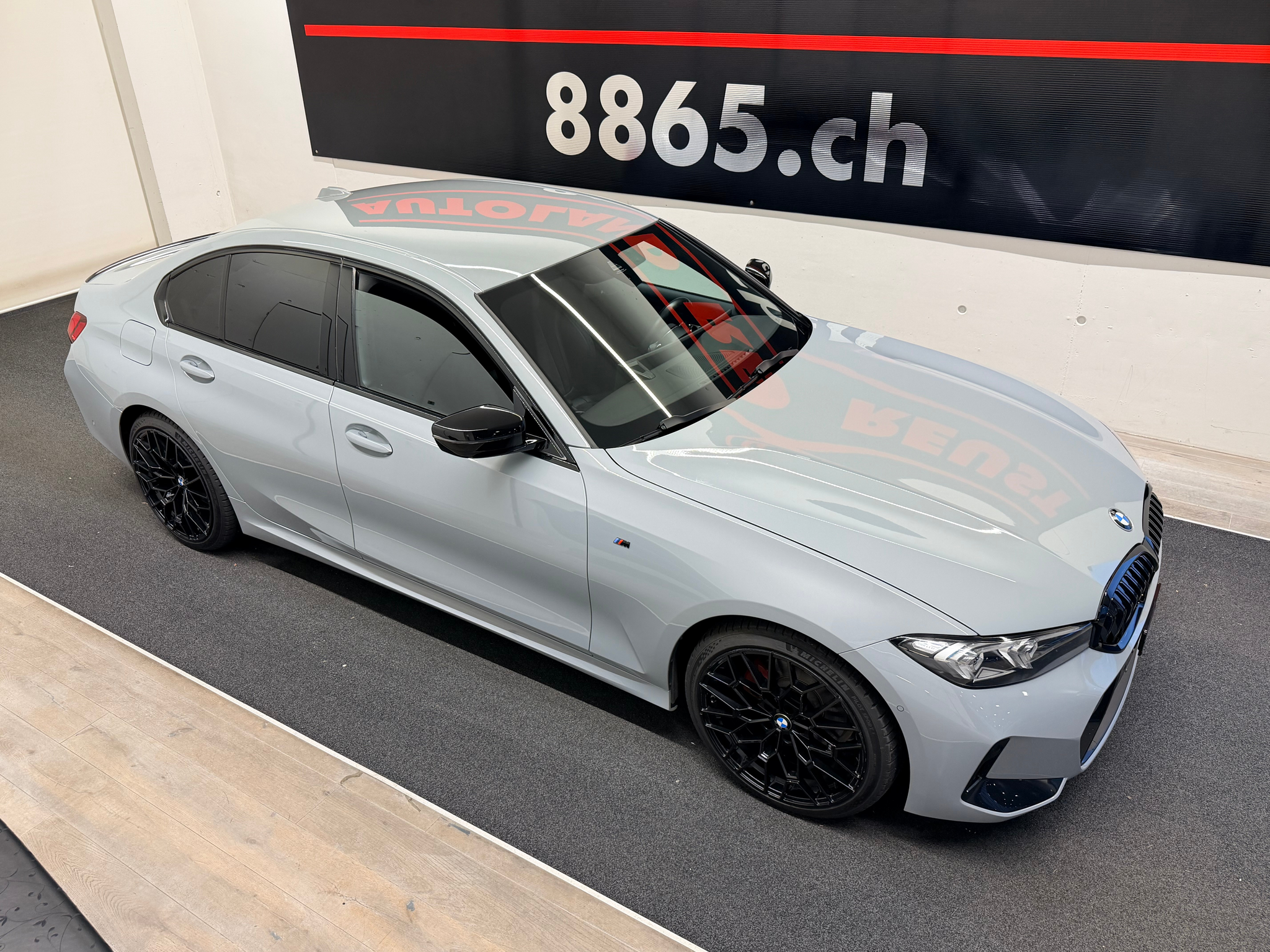 listing desktop thumbnail image 5