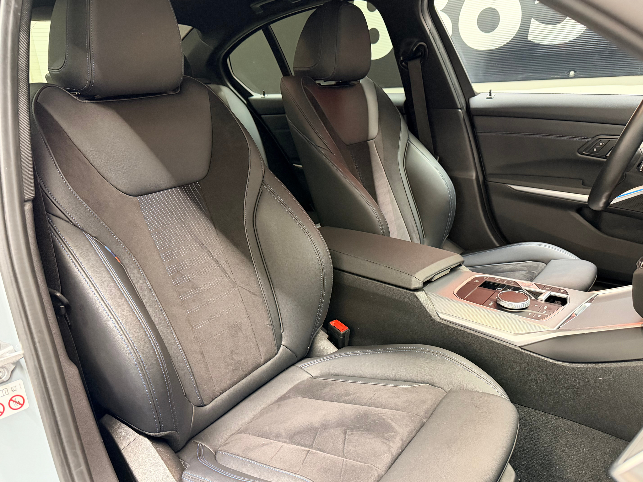 listing desktop thumbnail image 18