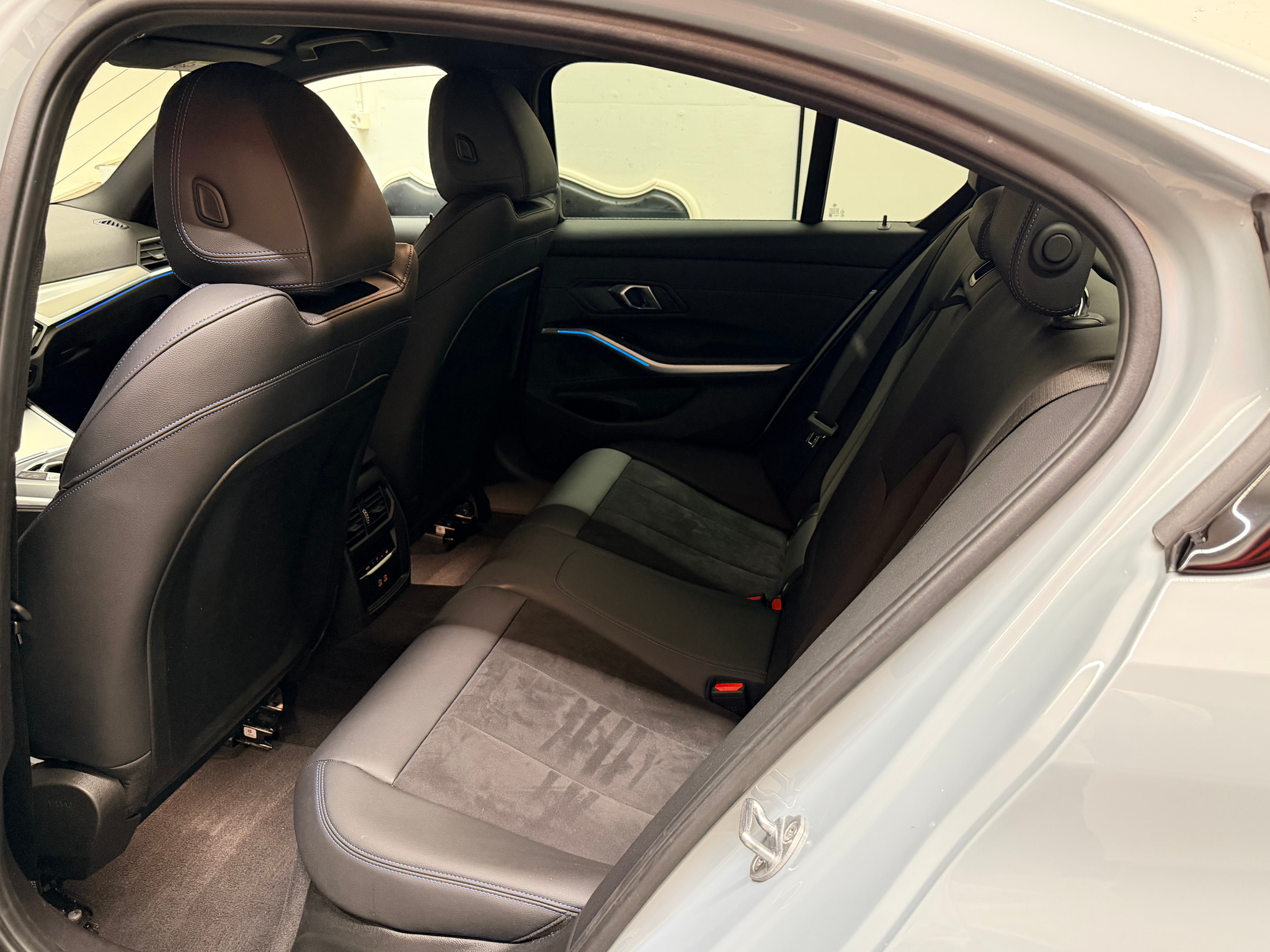 listing desktop thumbnail image 13