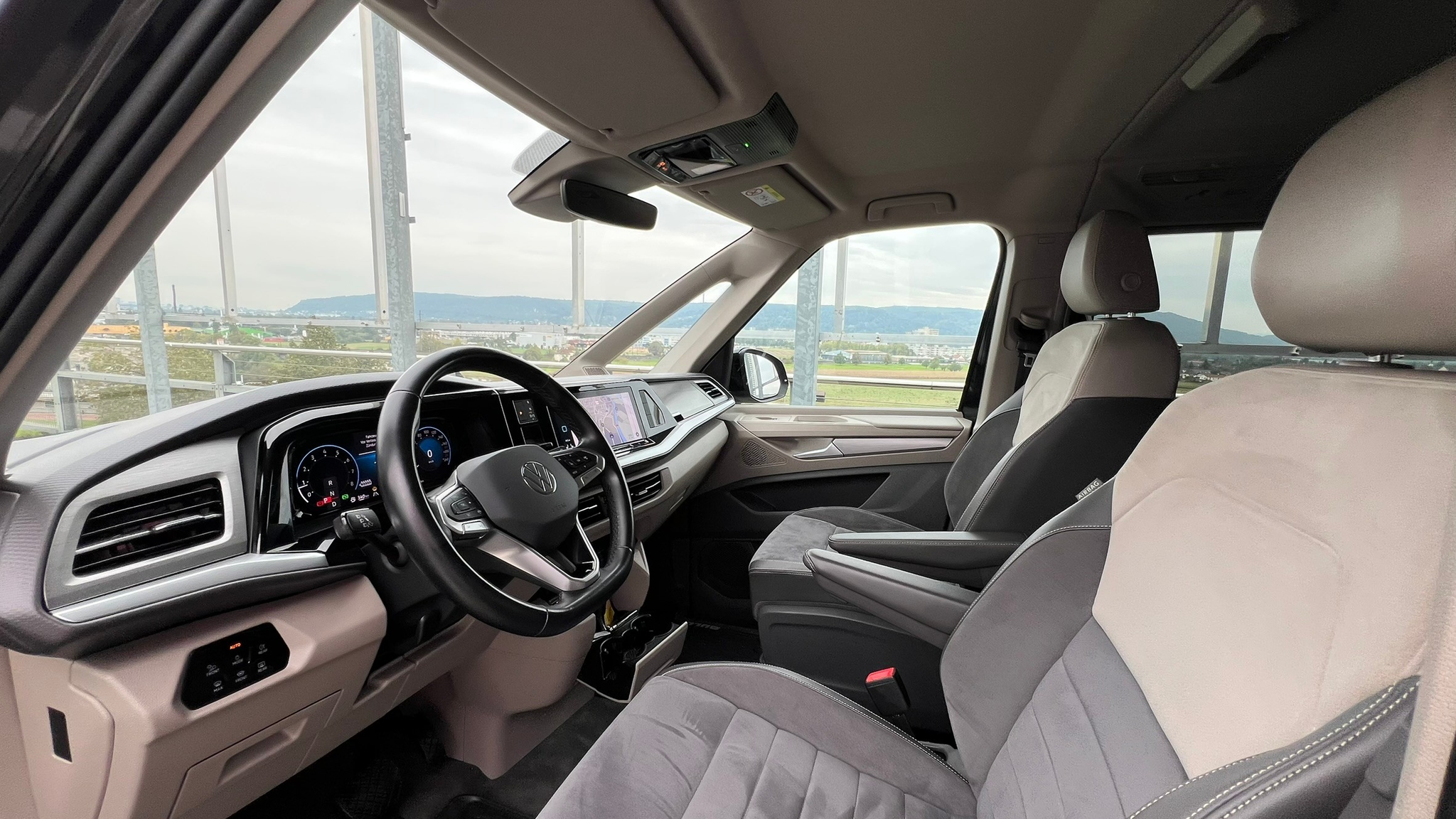 listing desktop thumbnail image 23