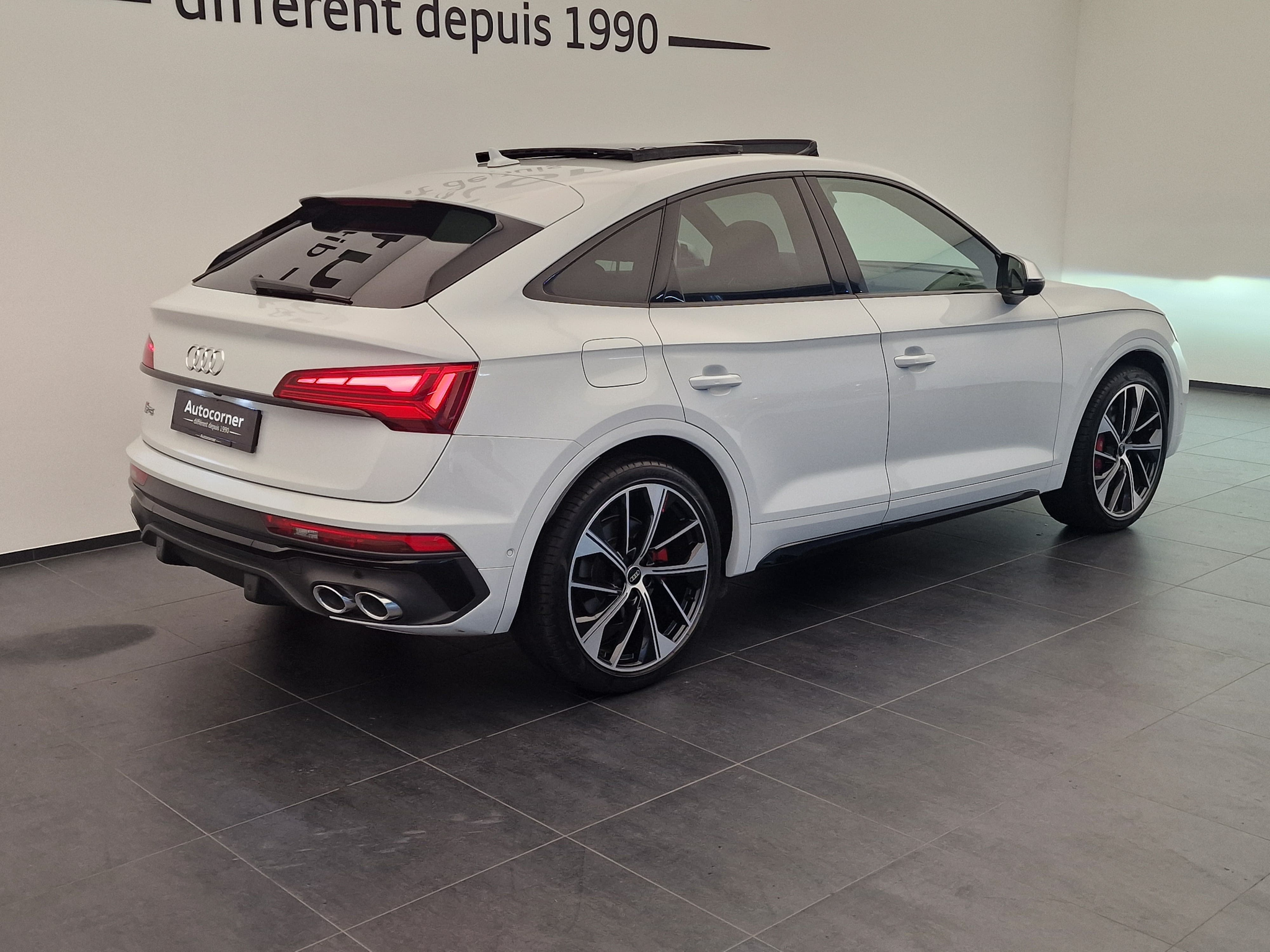 listing desktop thumbnail image 6