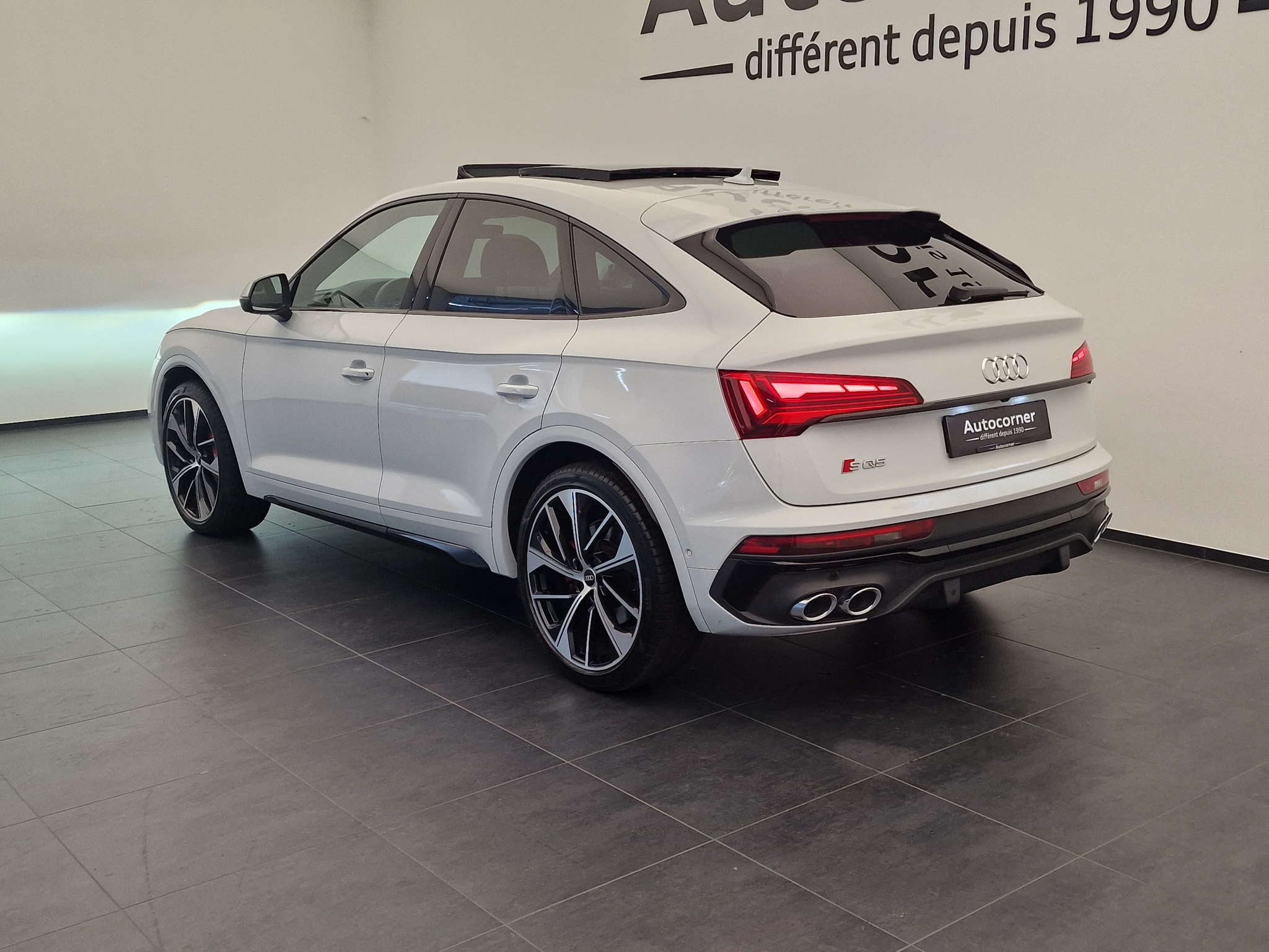 listing desktop thumbnail image 8