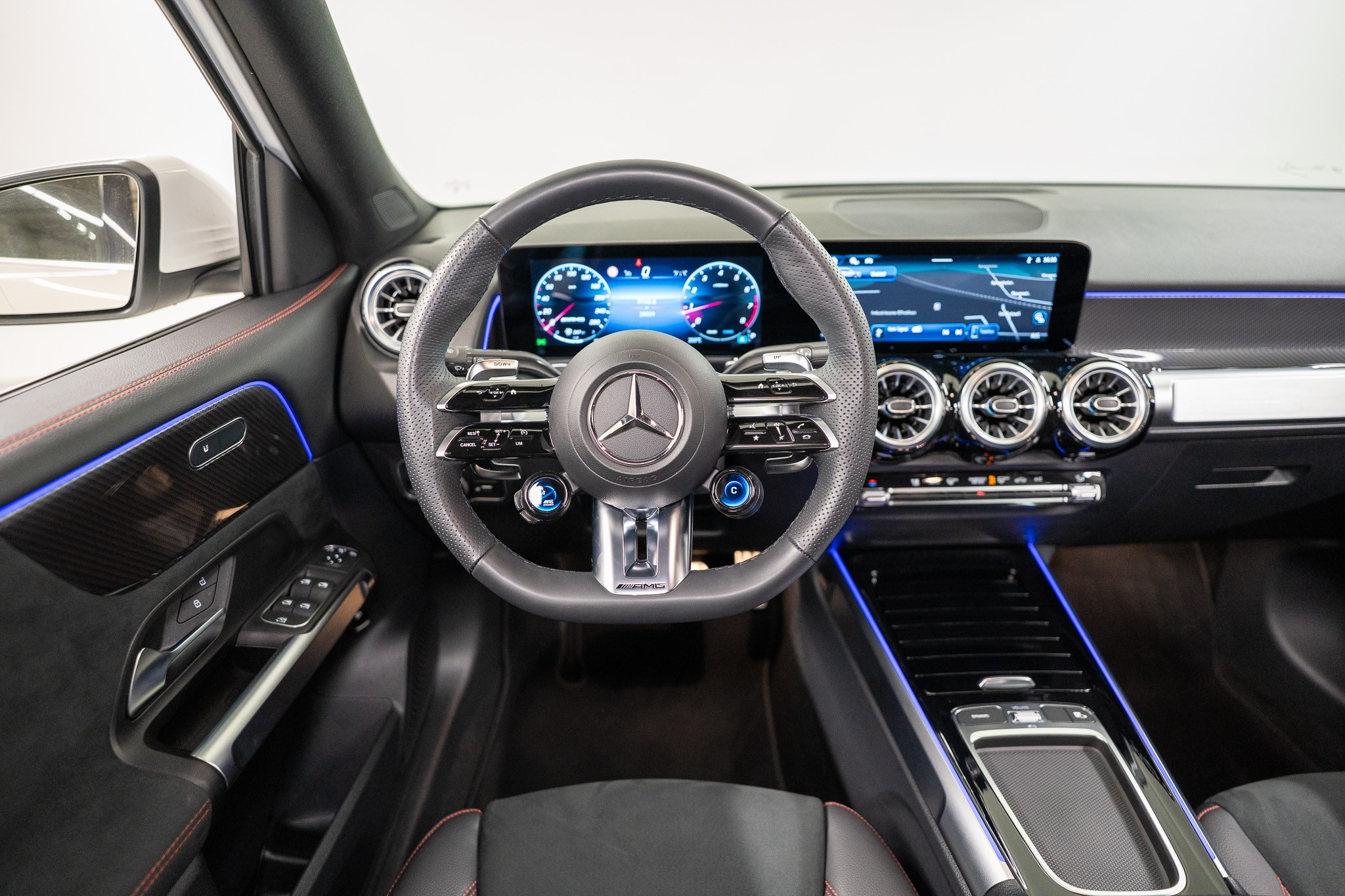 listing desktop thumbnail image 15