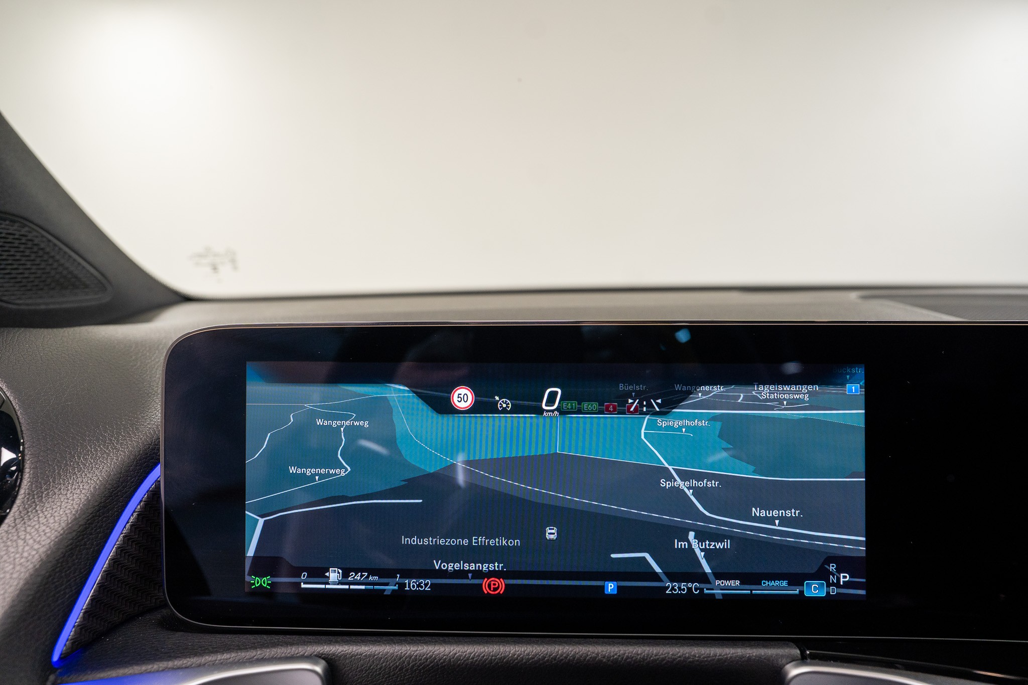 listing desktop thumbnail image 19