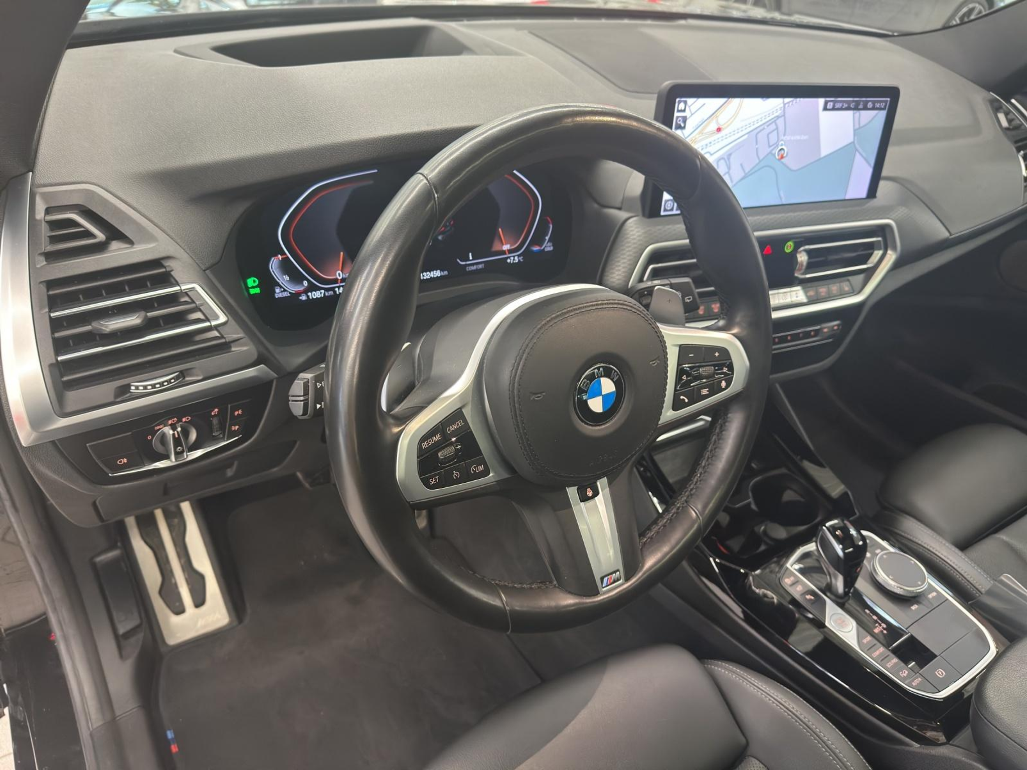 listing desktop thumbnail image 13