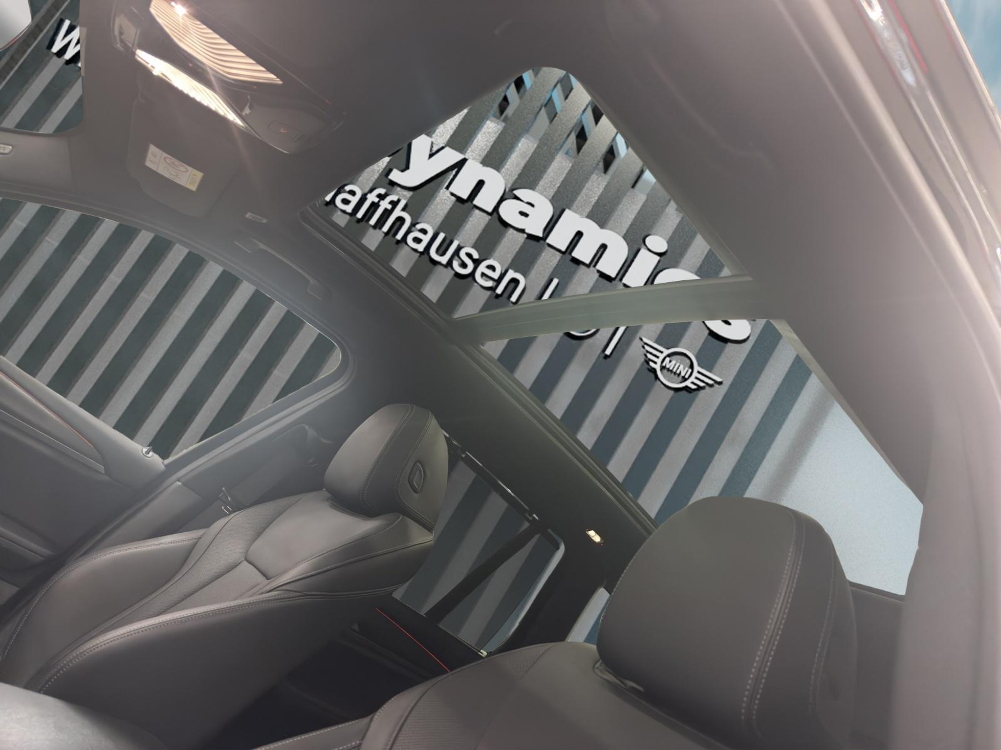 listing desktop thumbnail image 14