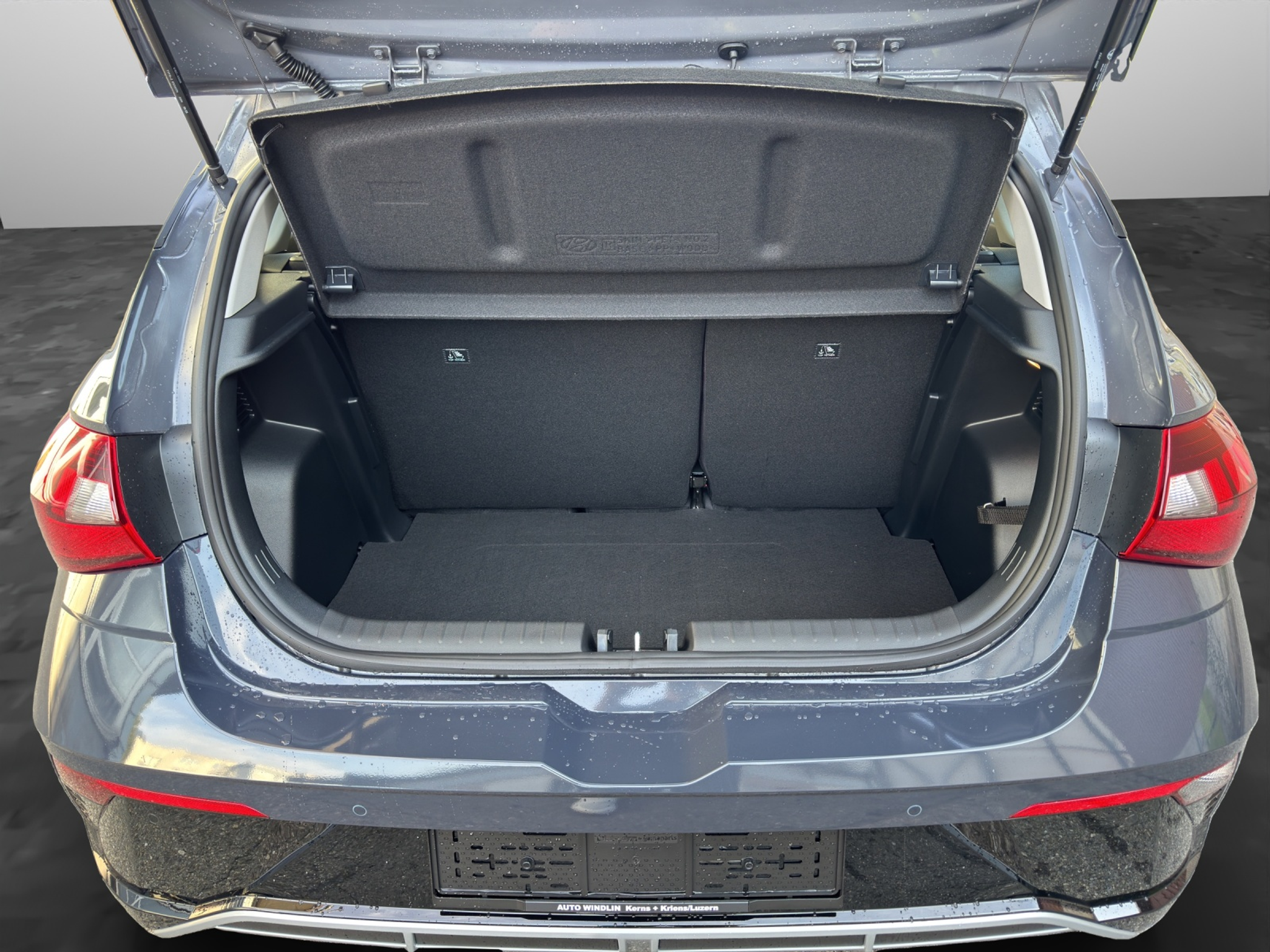 listing desktop thumbnail image 14