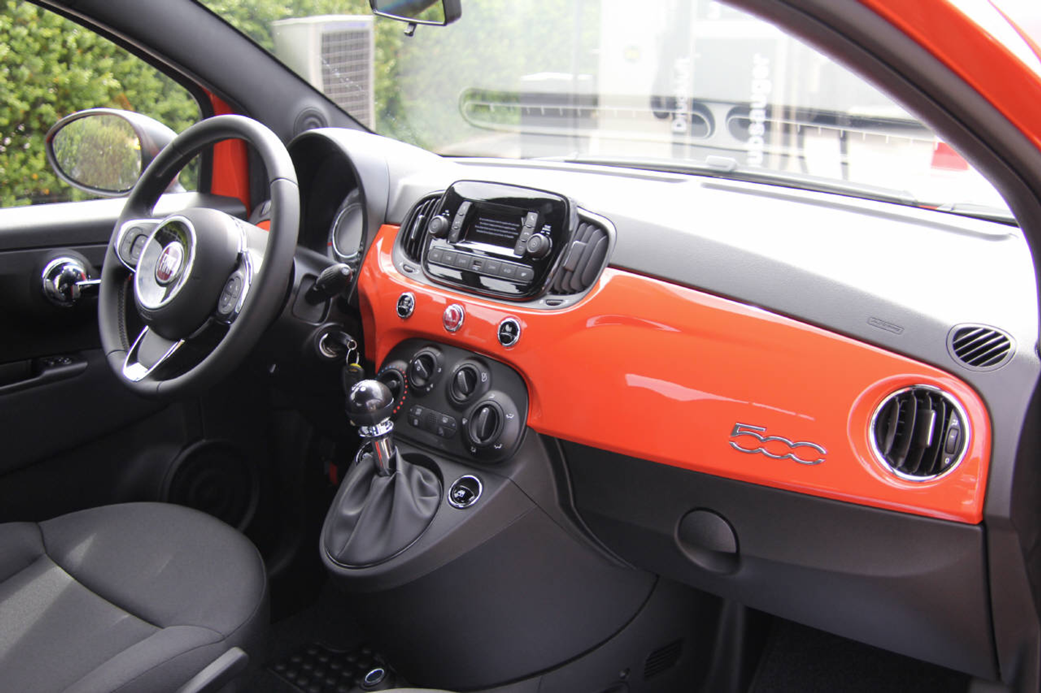 listing desktop thumbnail image 12