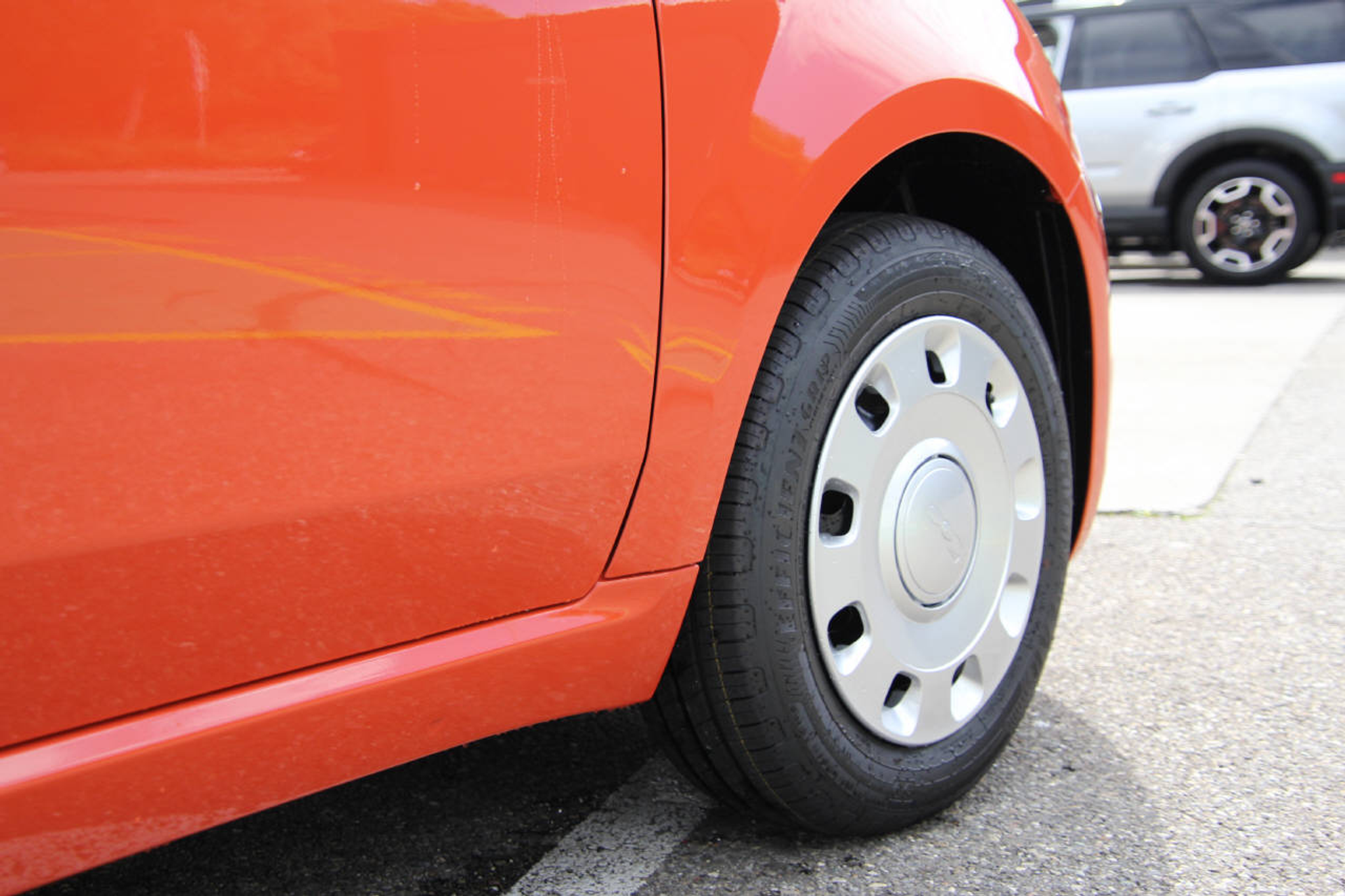 listing desktop thumbnail image 15