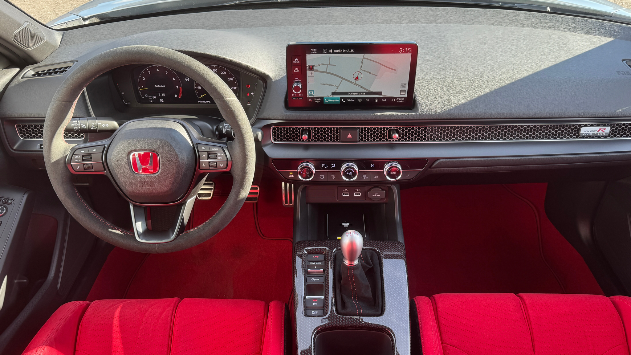 listing desktop thumbnail image 8