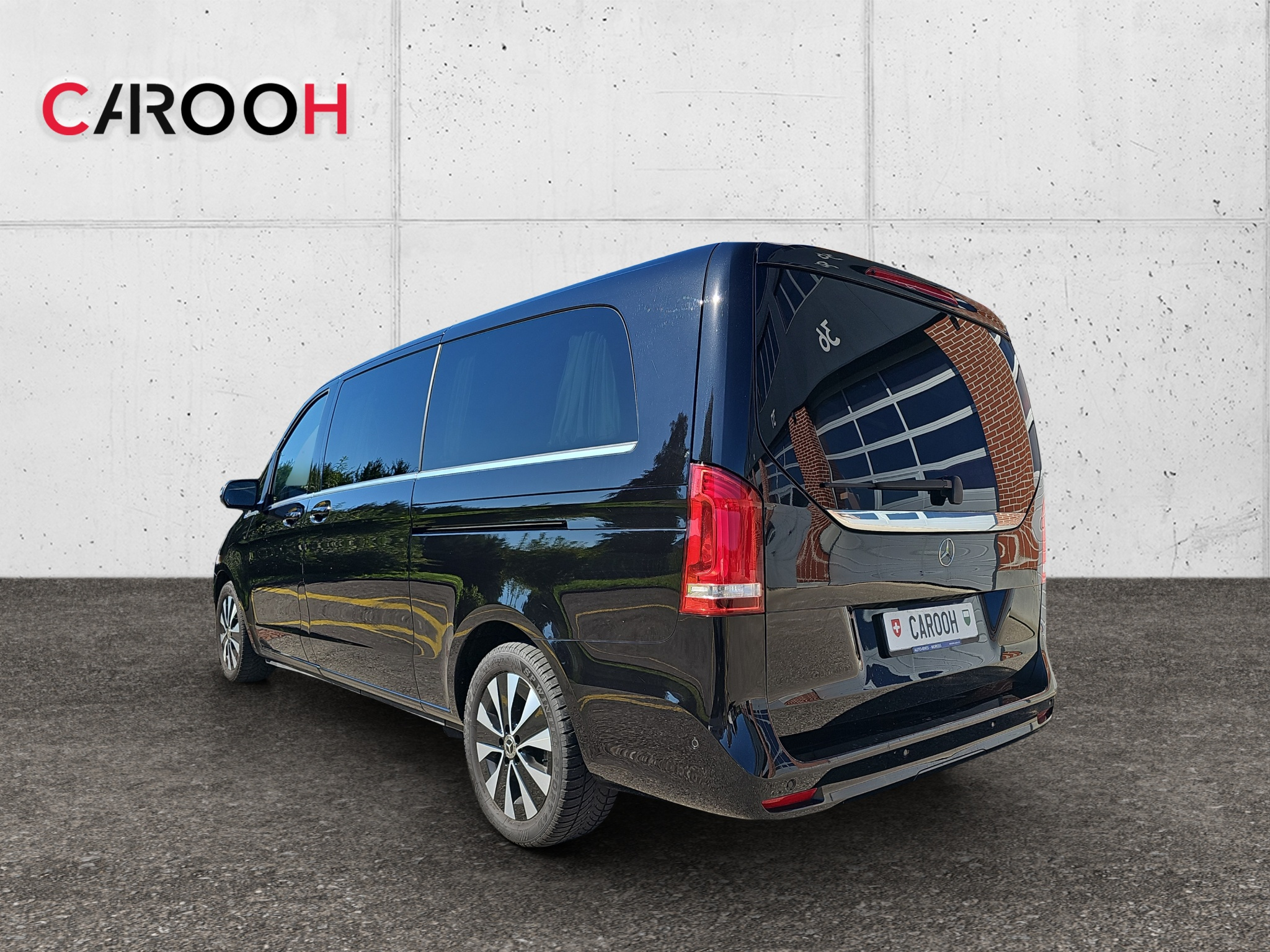 listing desktop thumbnail image 5