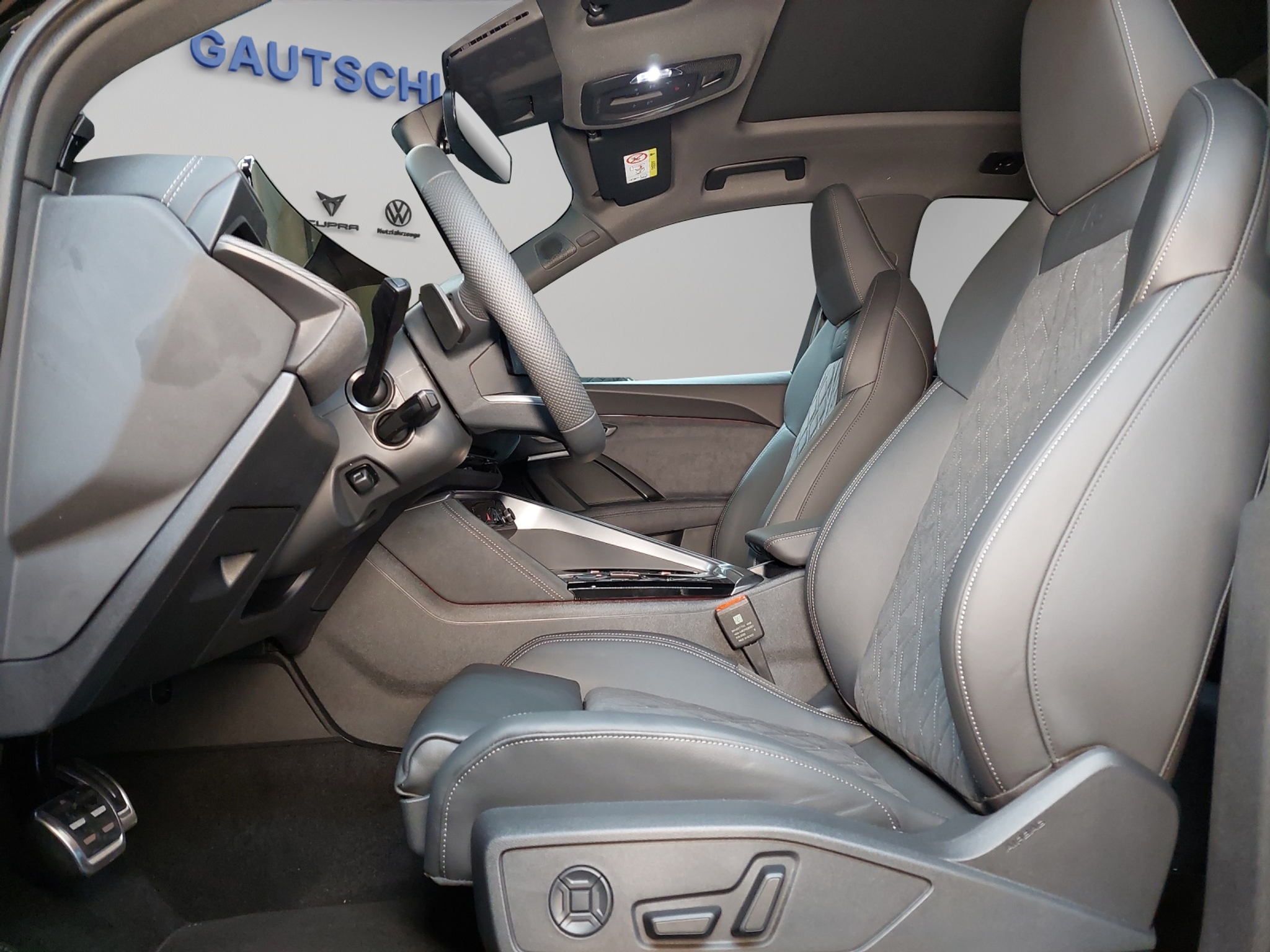 listing desktop thumbnail image 5