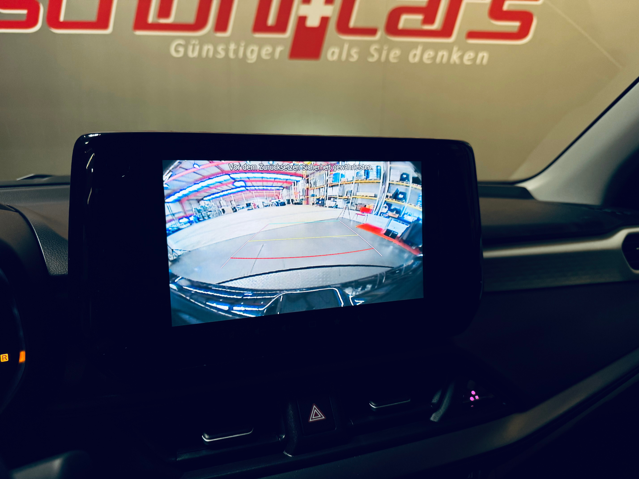 listing desktop thumbnail image 10