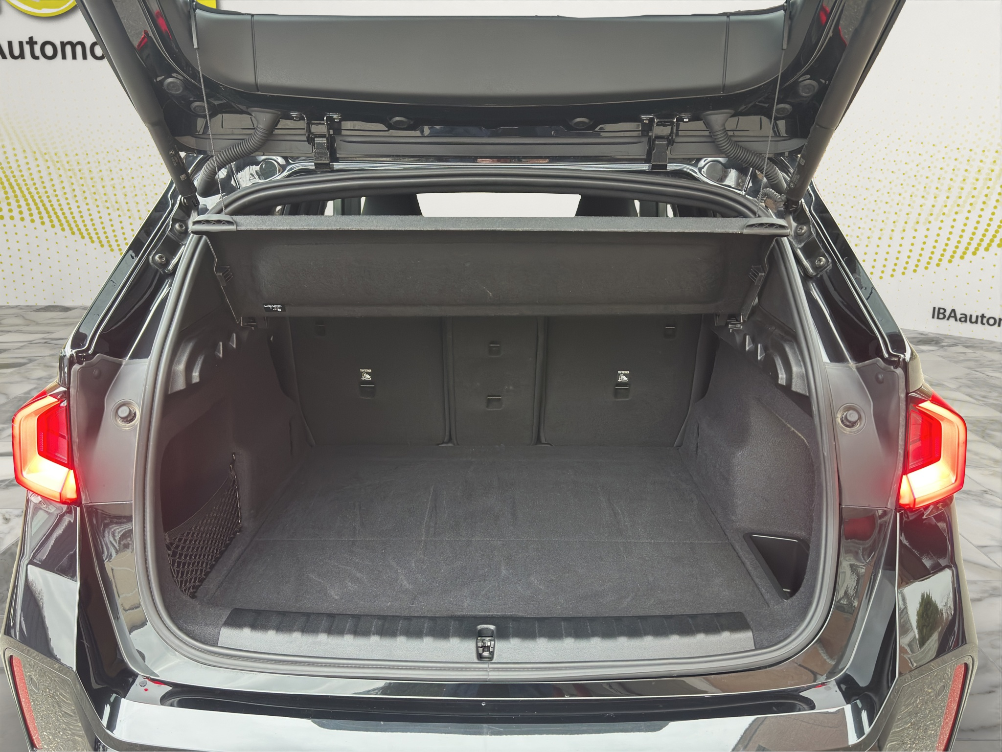 listing desktop thumbnail image 8