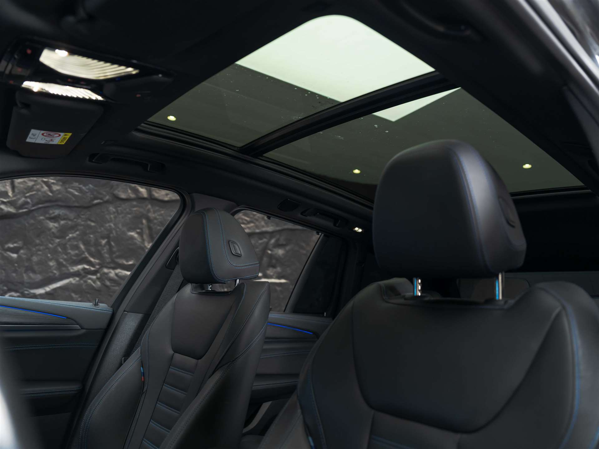 listing desktop thumbnail image 11