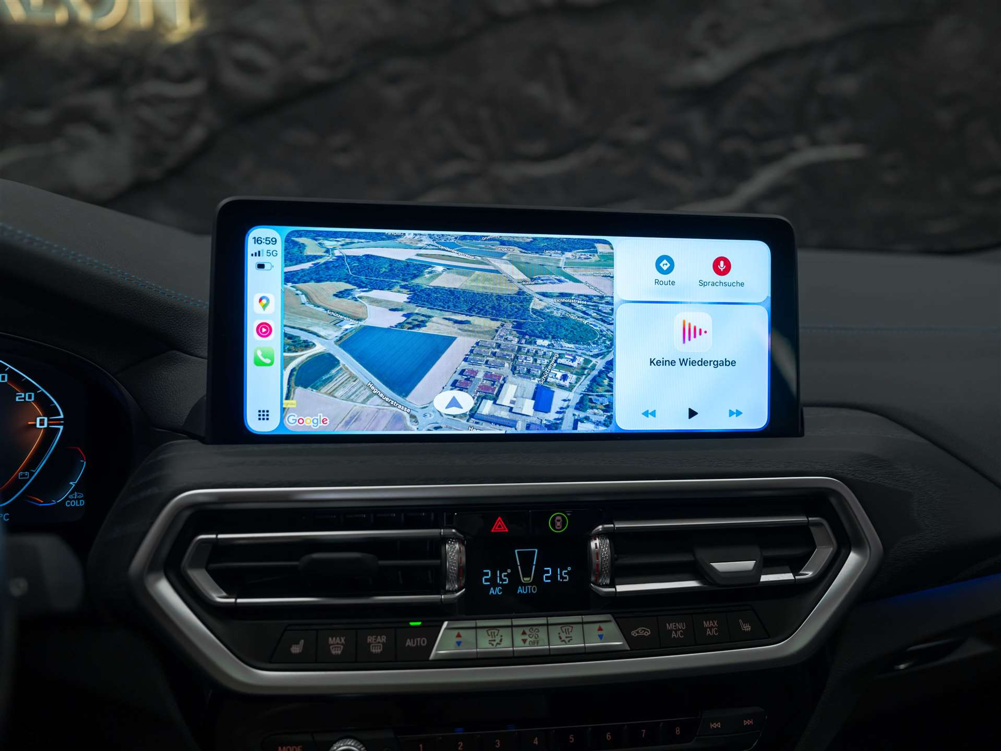 listing desktop thumbnail image 36