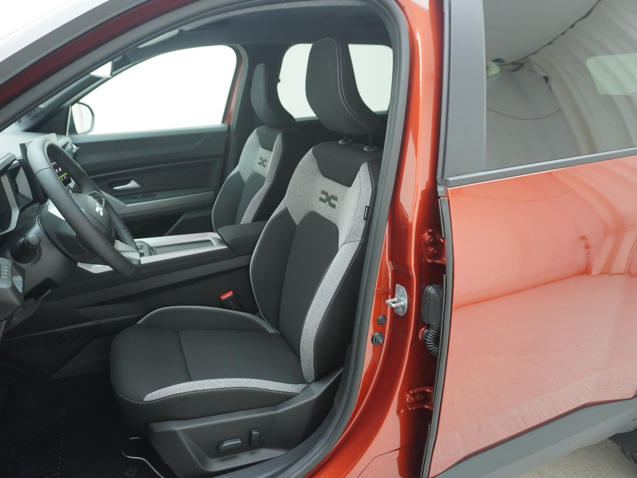 listing desktop thumbnail image 12