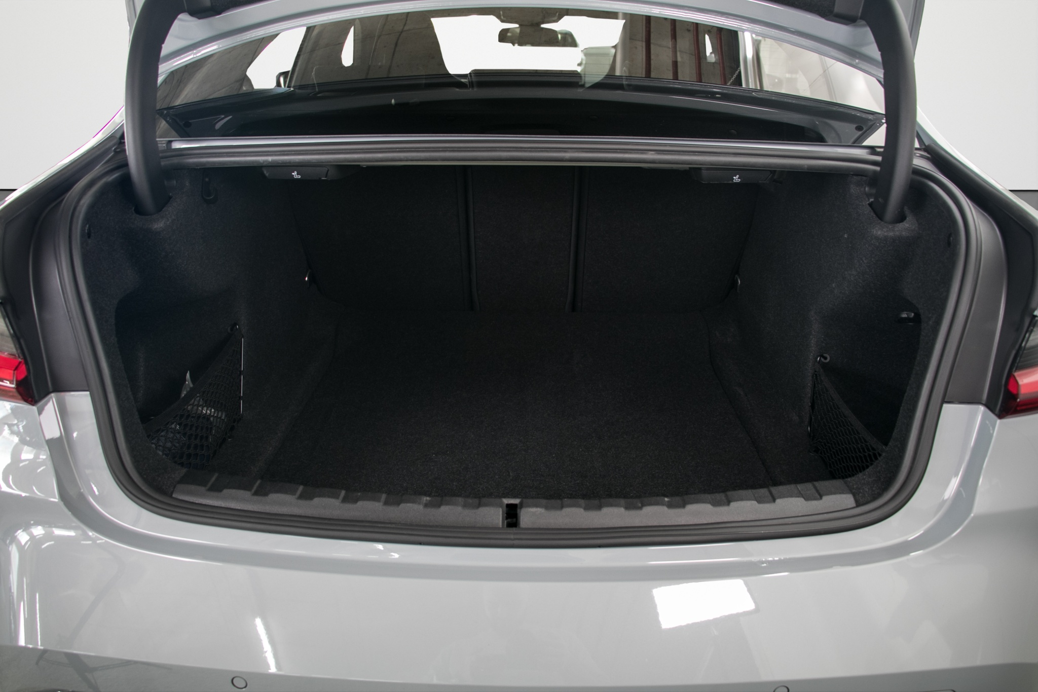 listing desktop thumbnail image 19