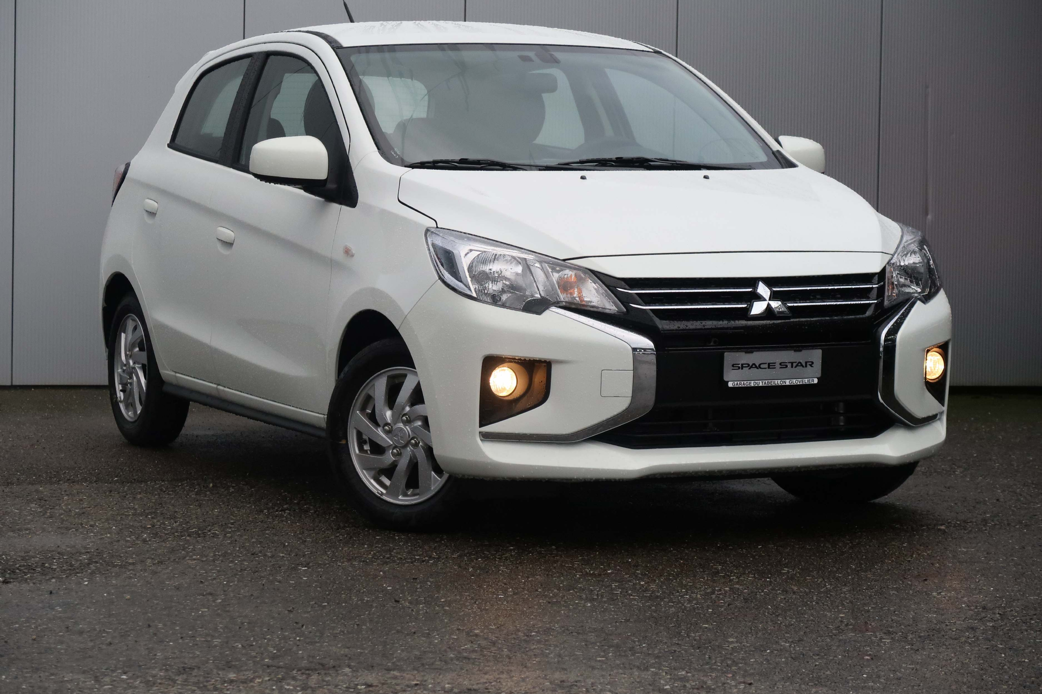 listing desktop thumbnail image 1