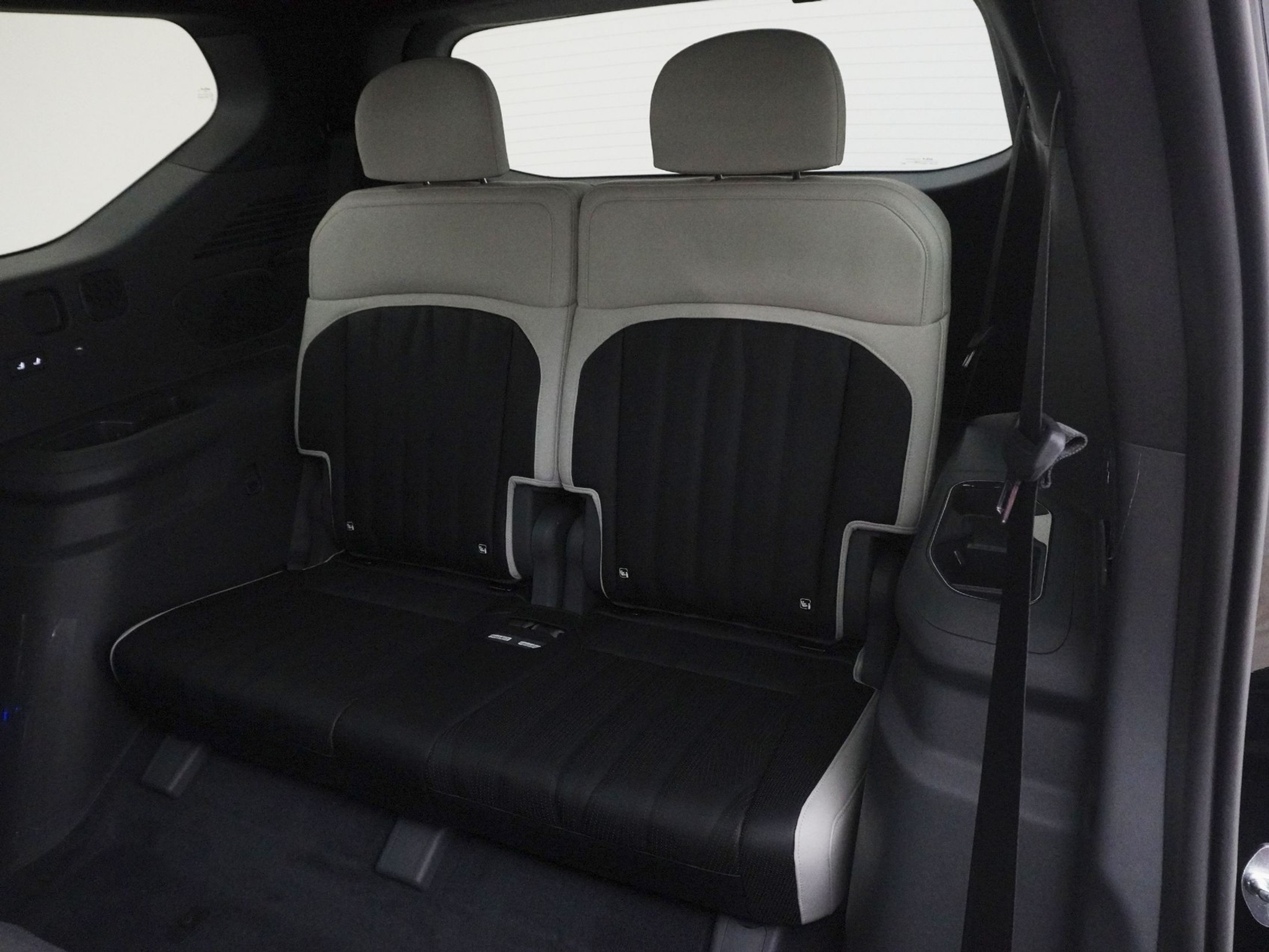 listing desktop thumbnail image 15