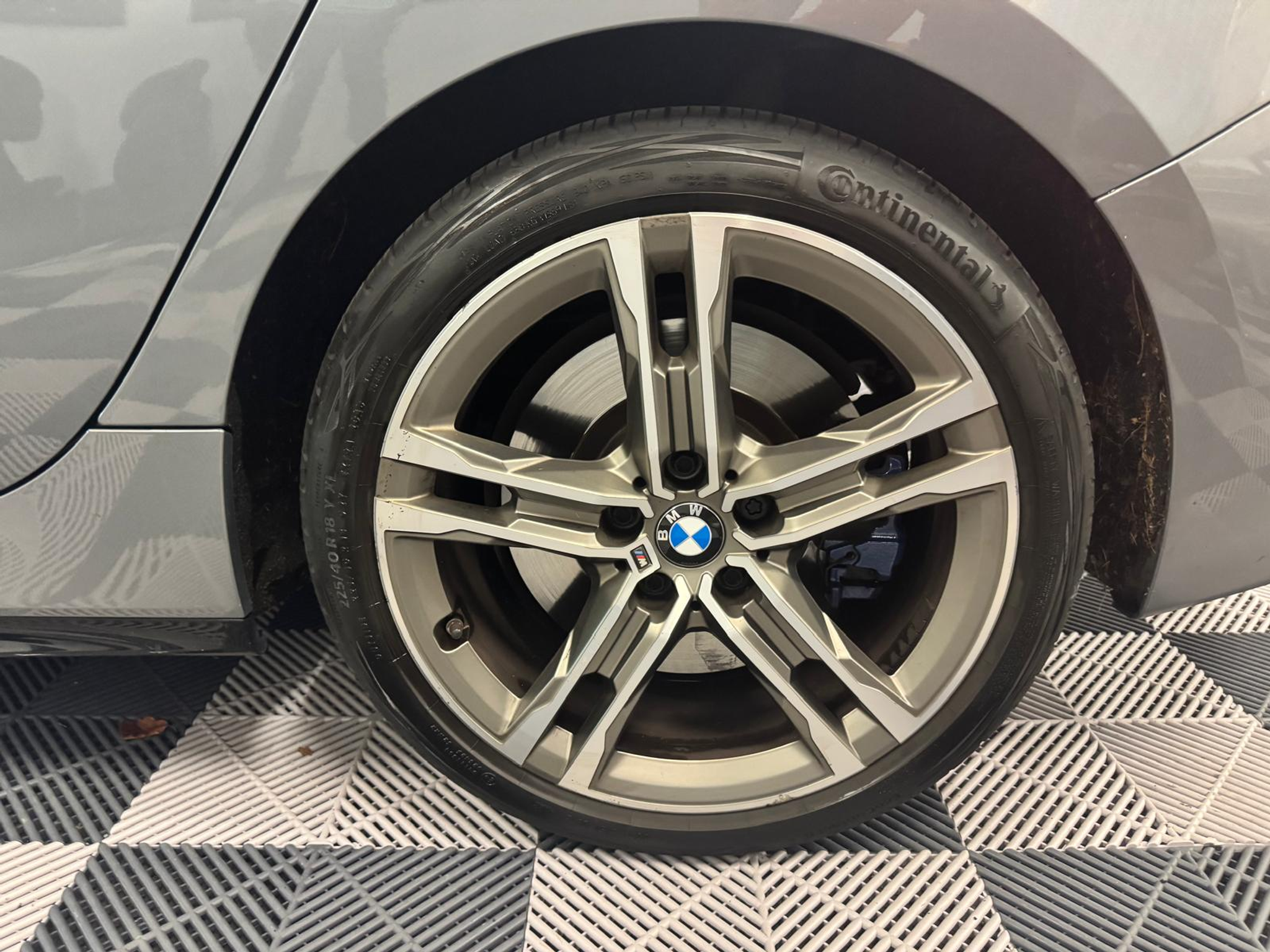 listing desktop thumbnail image 28