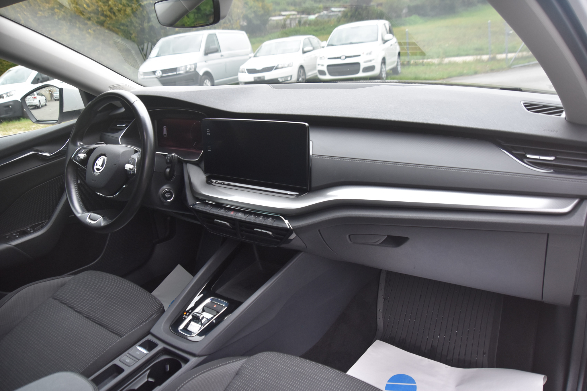 listing desktop thumbnail image 10