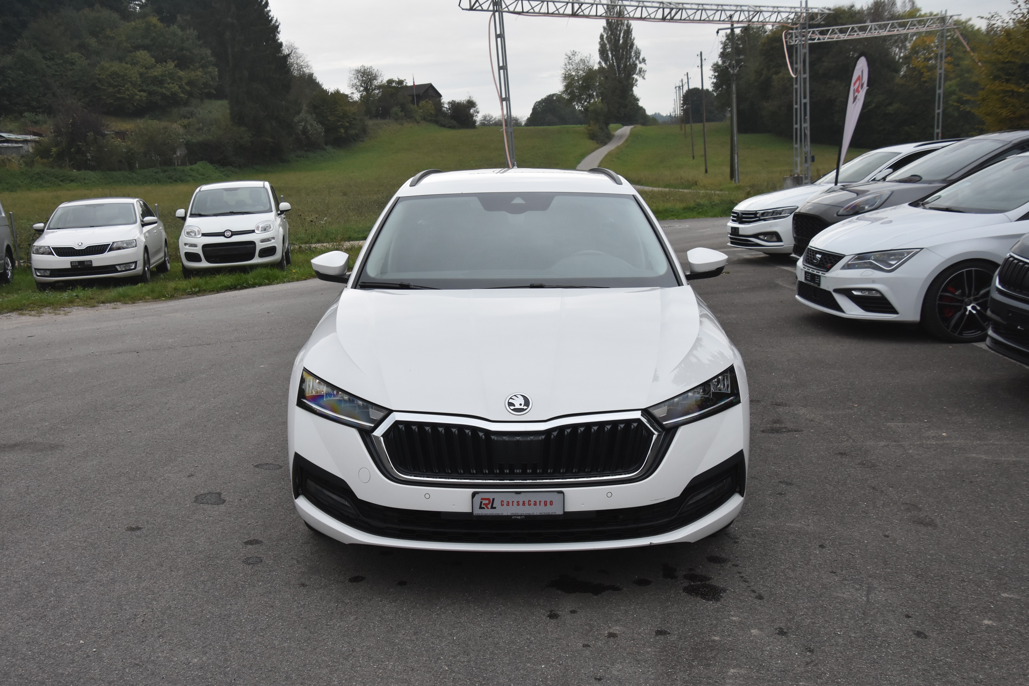 listing desktop thumbnail image 1