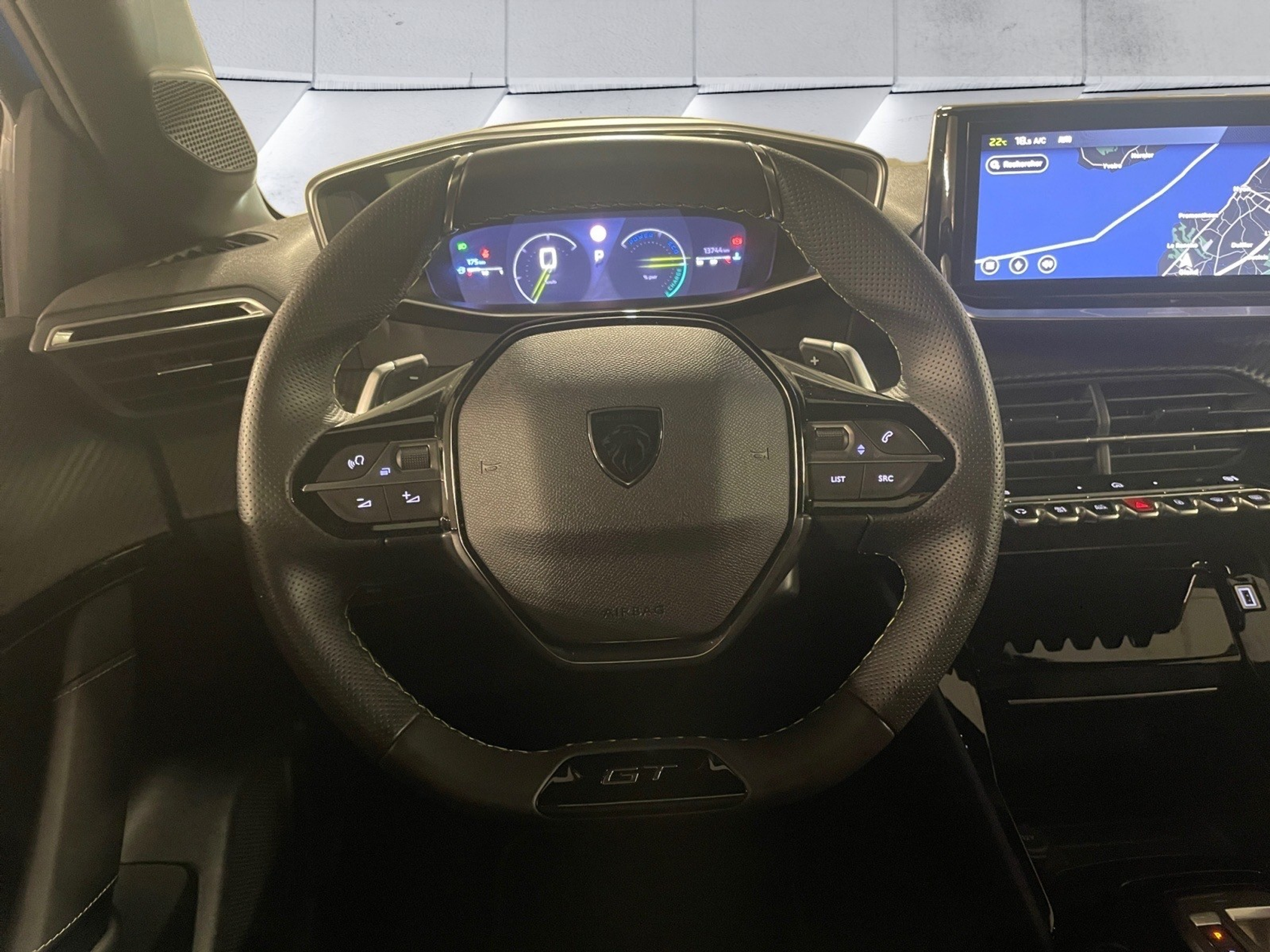 listing desktop thumbnail image 11