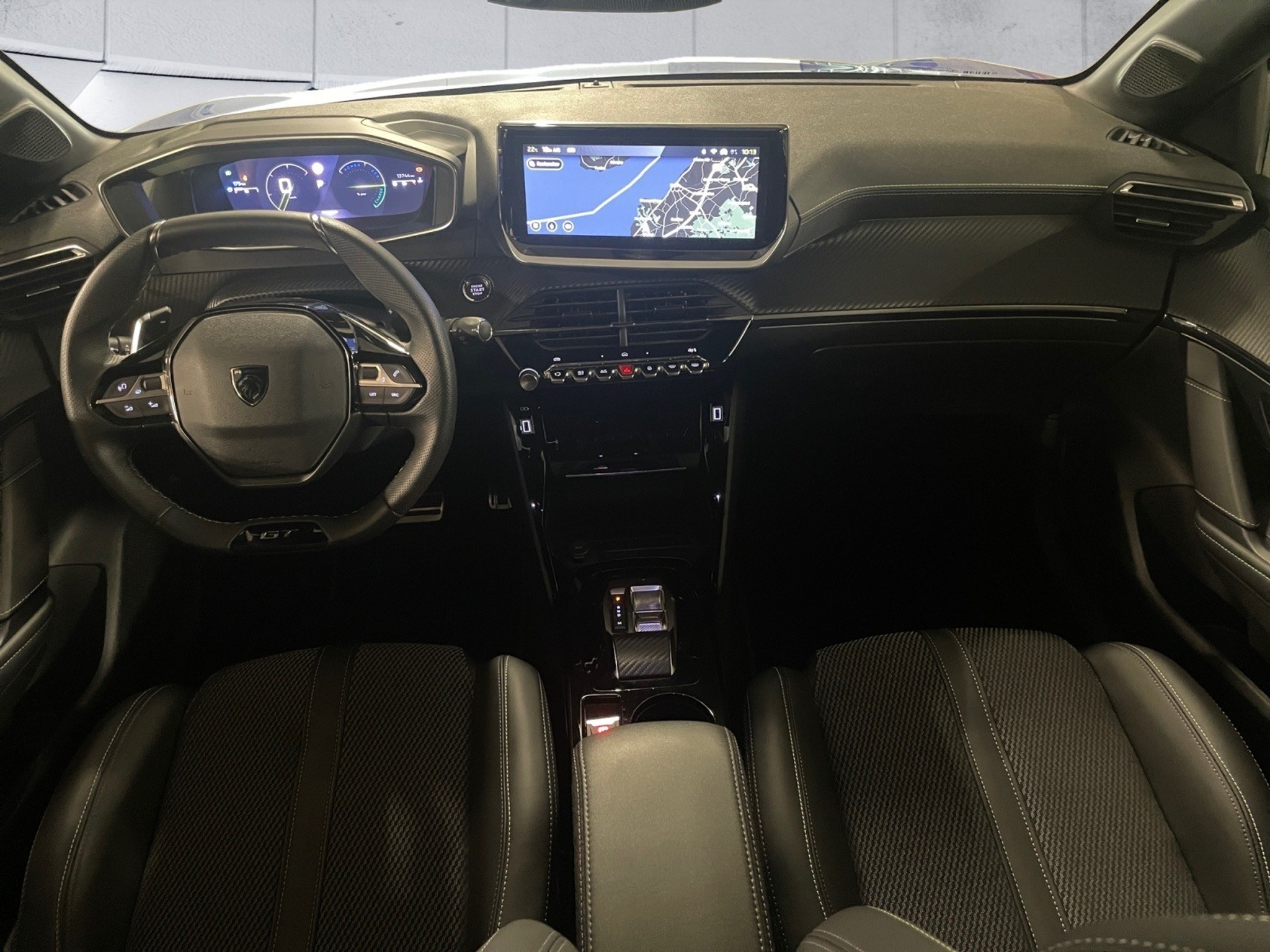 listing desktop thumbnail image 9