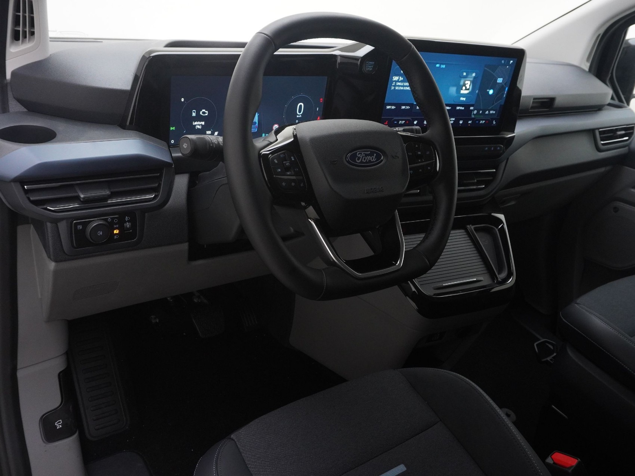 listing desktop thumbnail image 3