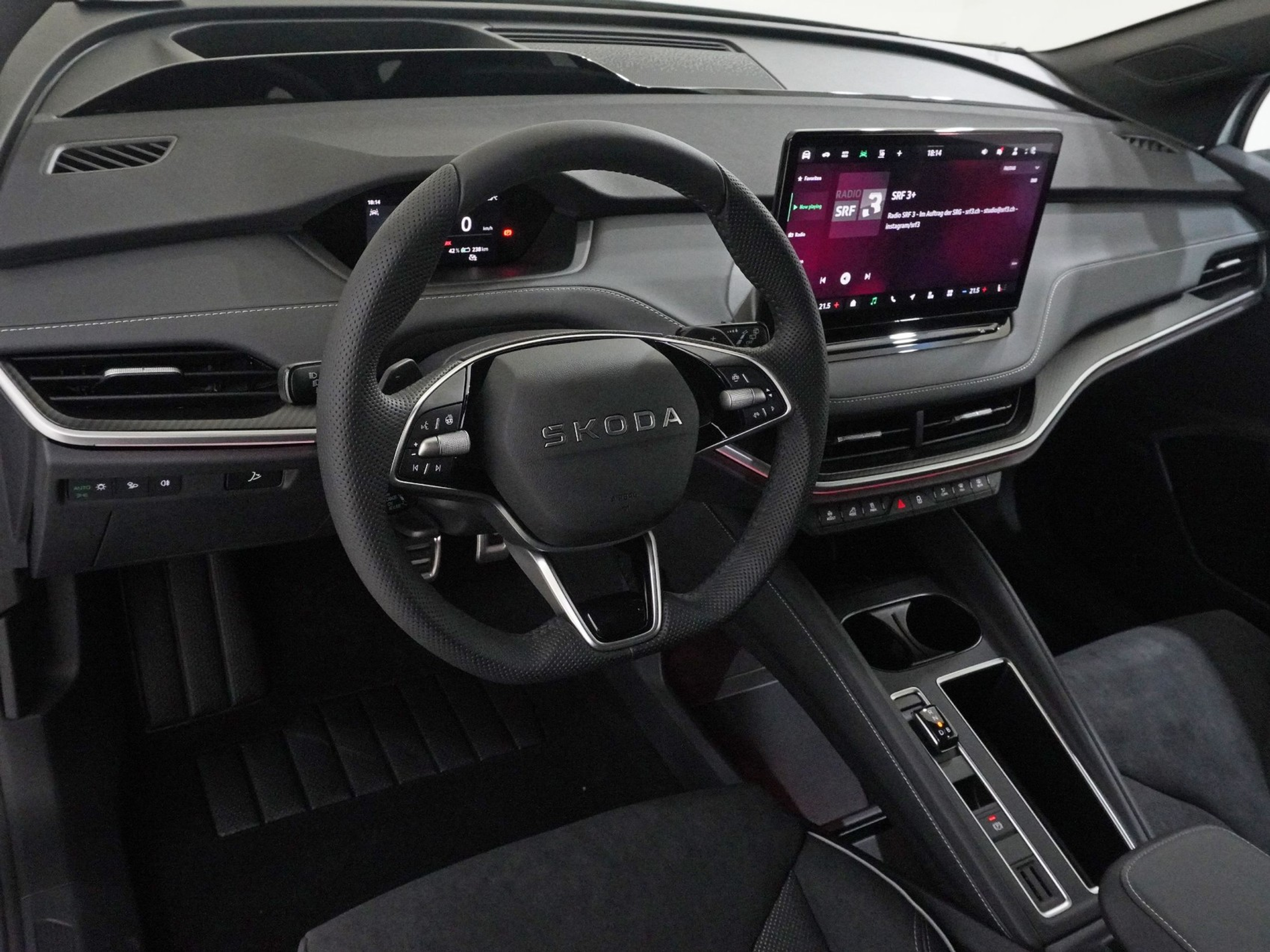 listing desktop thumbnail image 11