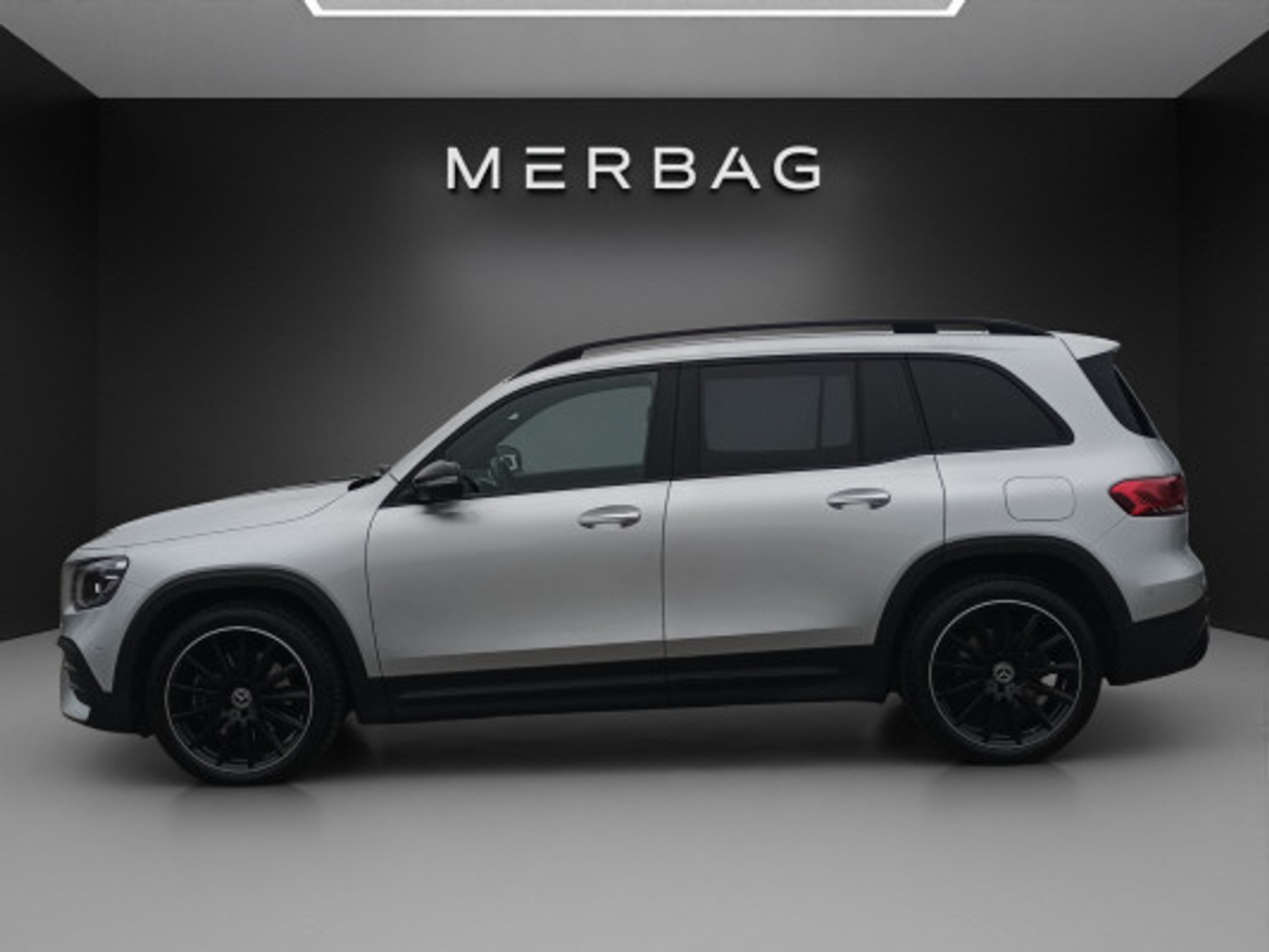 listing desktop thumbnail image 4