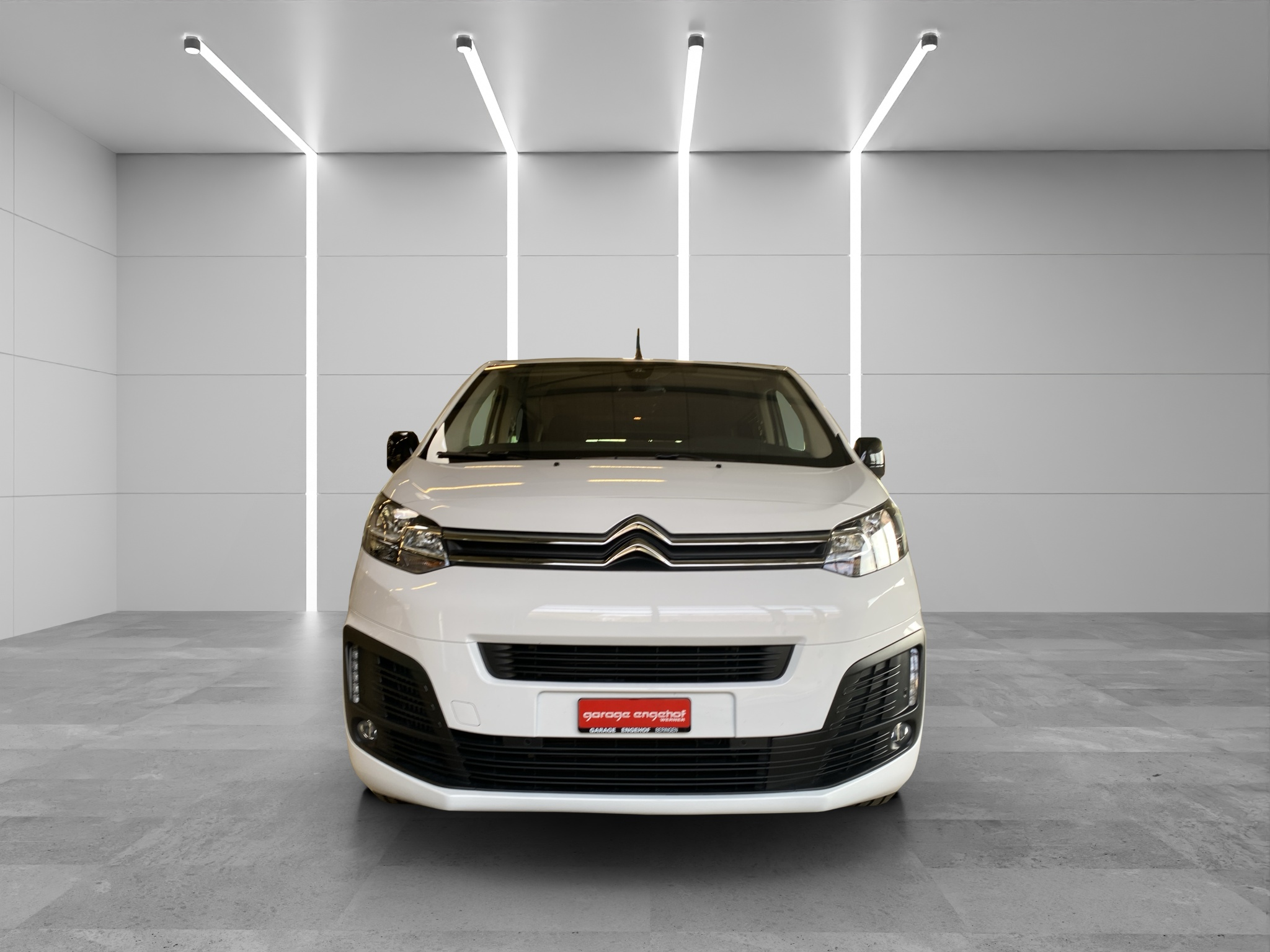 listing desktop thumbnail image 2