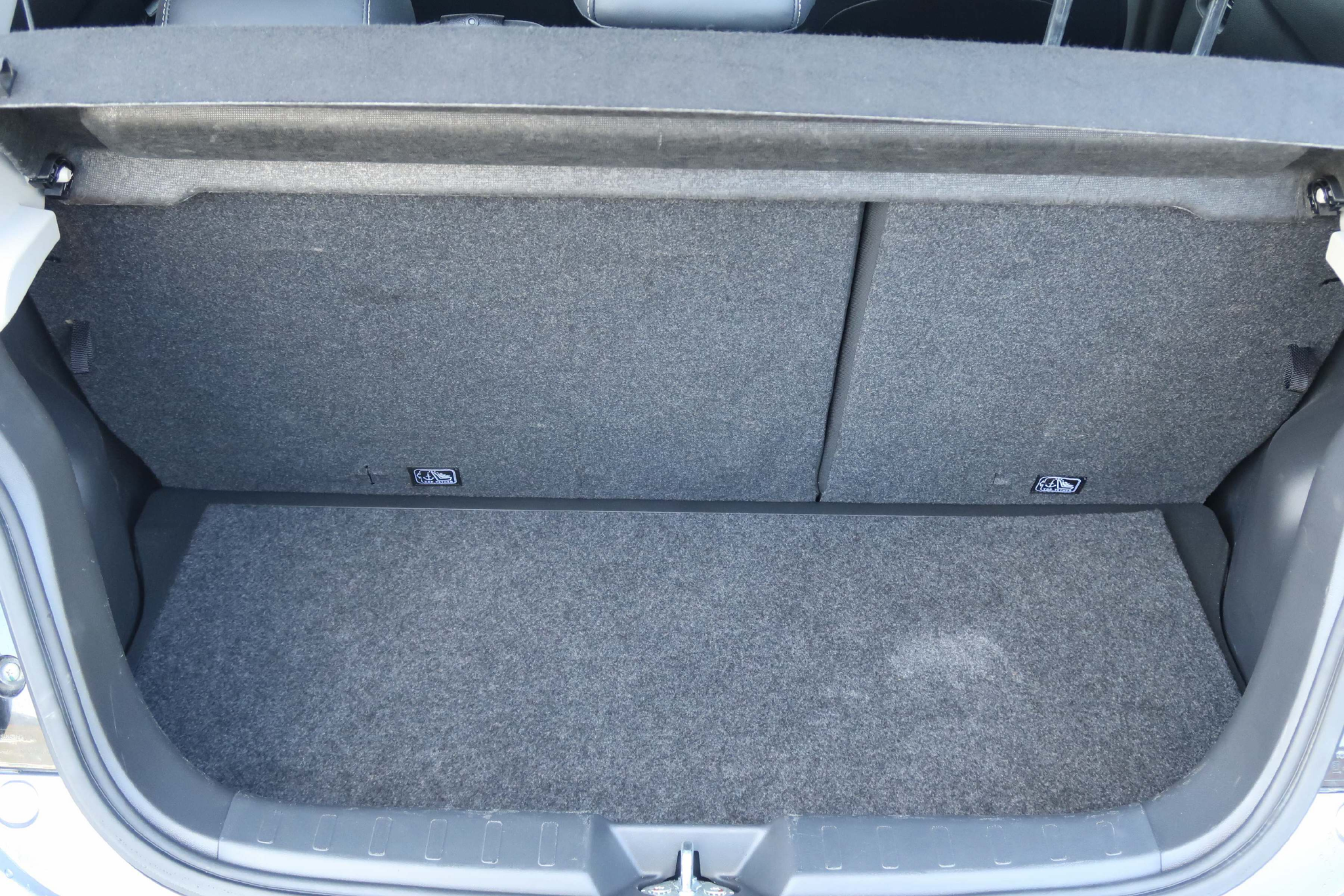 listing desktop thumbnail image 11