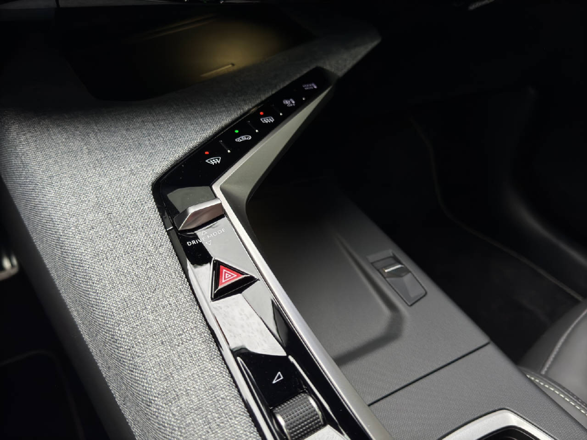 listing desktop thumbnail image 9