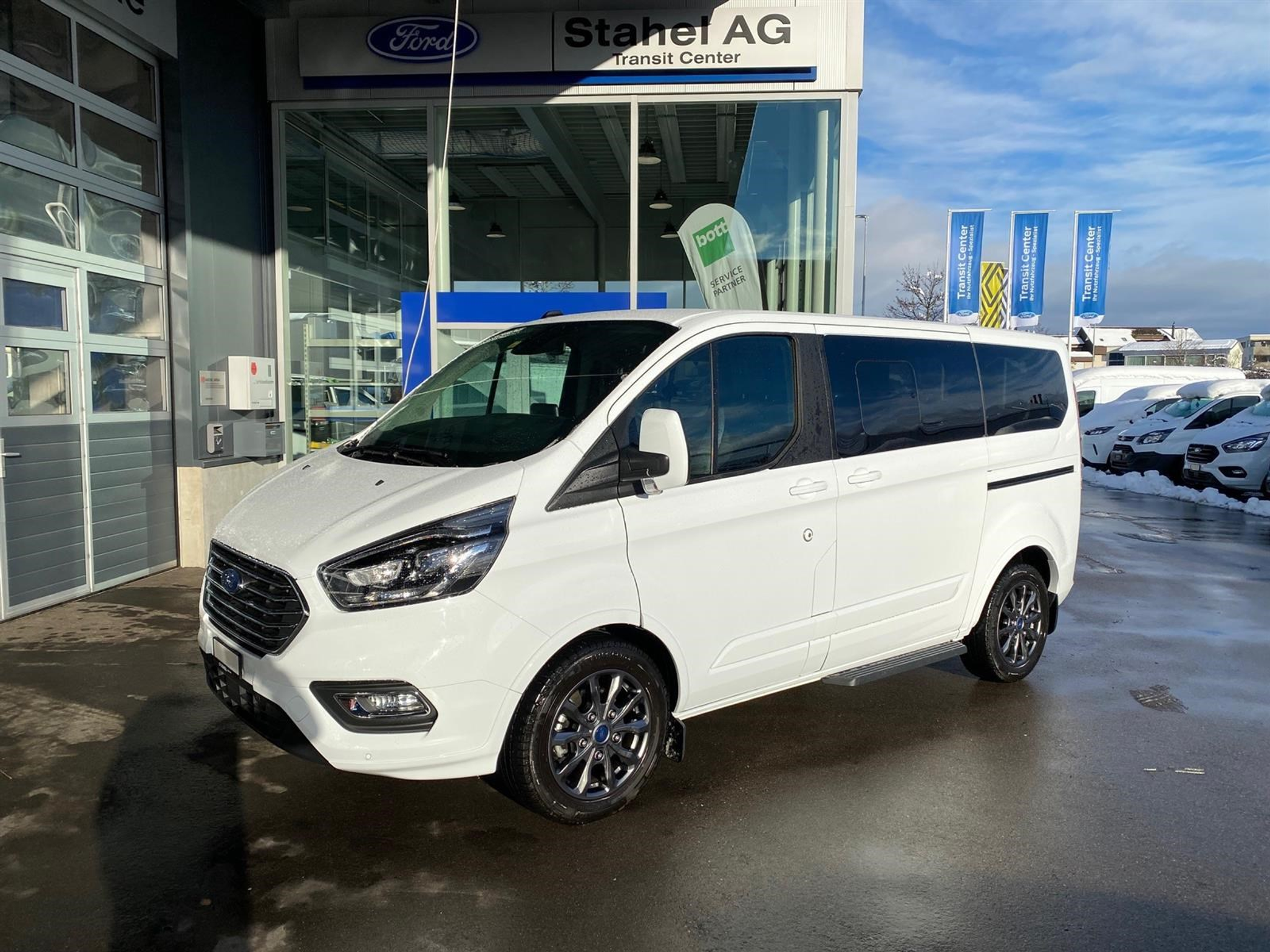 car-image-1