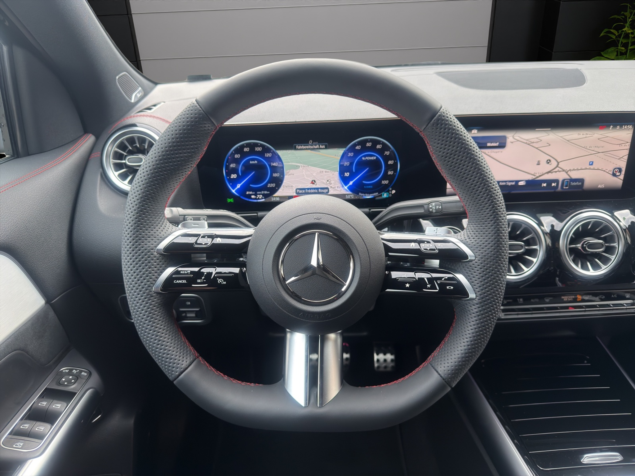 listing desktop thumbnail image 12