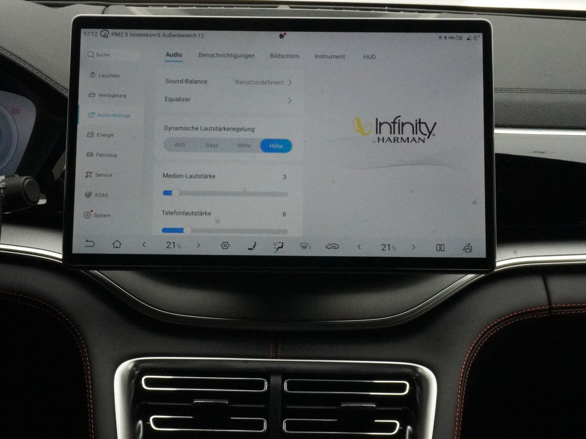 listing desktop thumbnail image 18