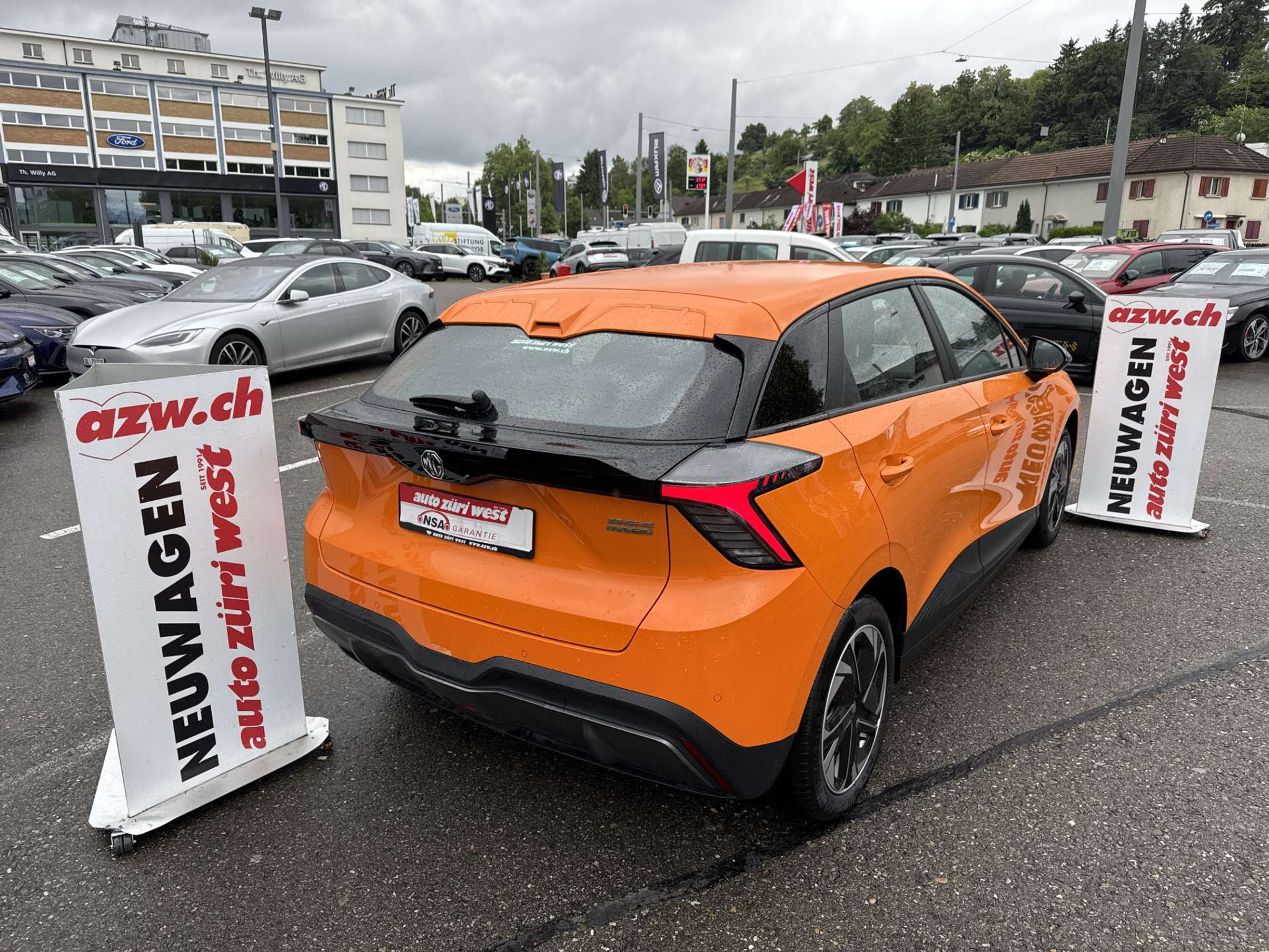 listing desktop thumbnail image 2