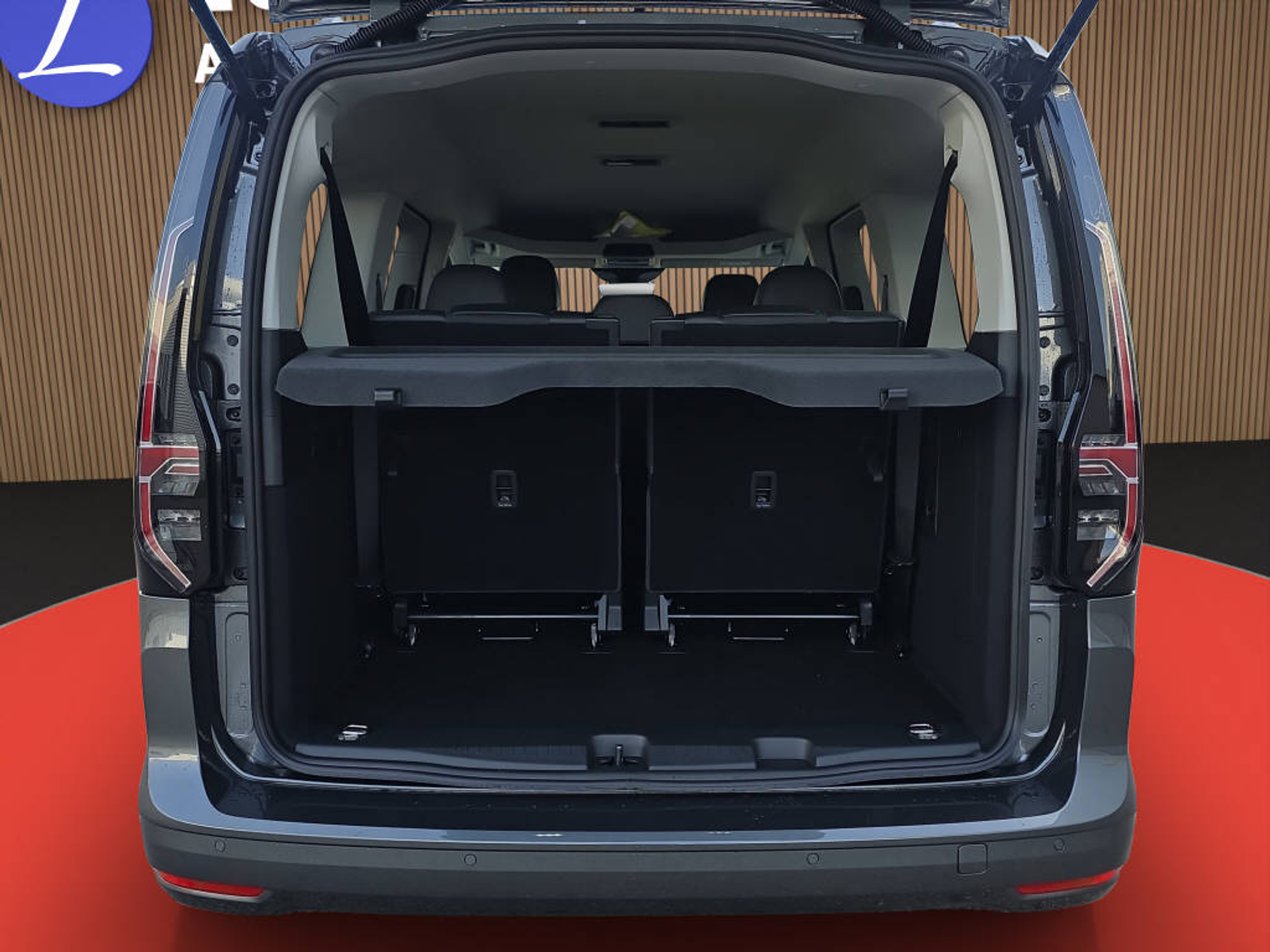 listing desktop thumbnail image 10