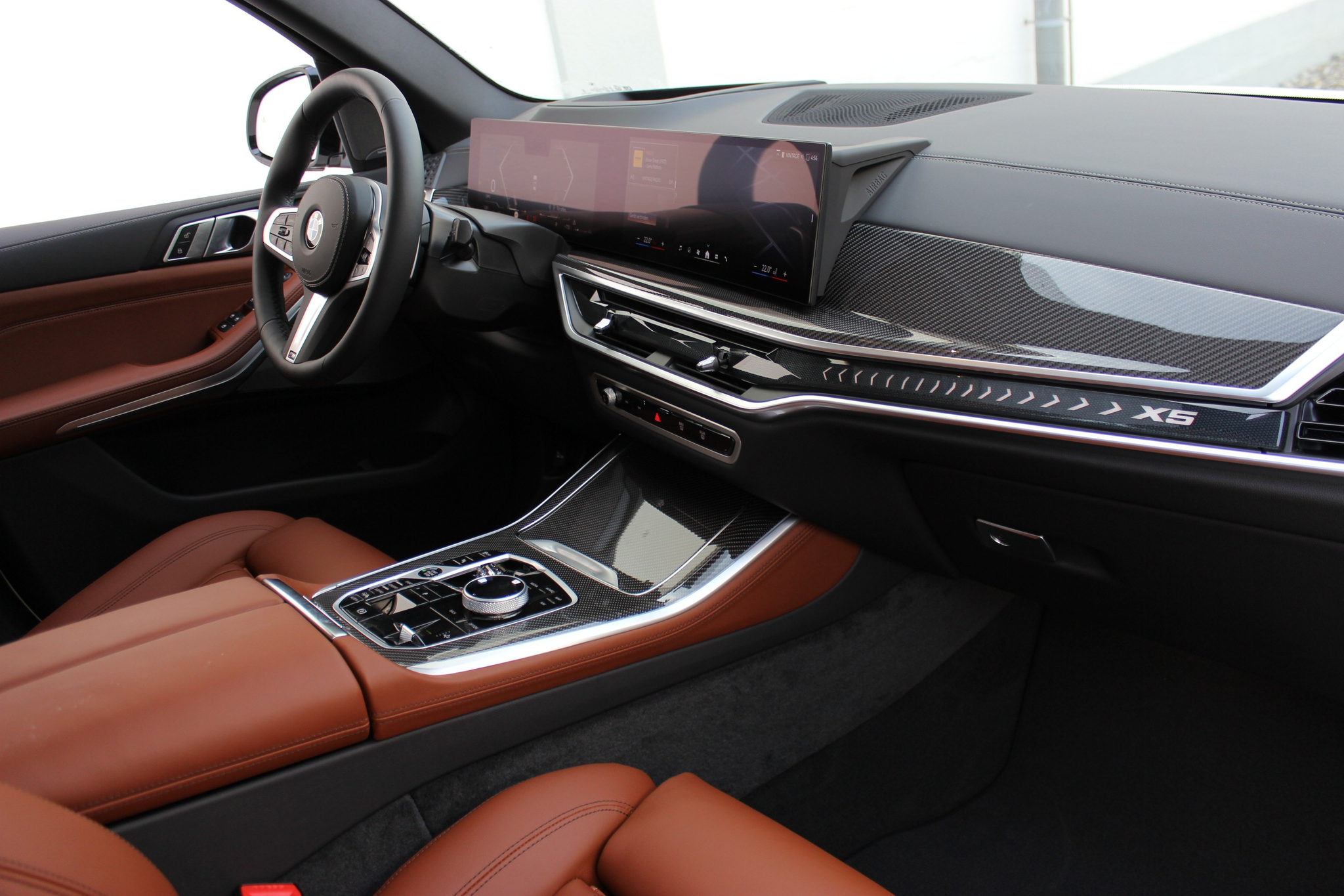 listing desktop thumbnail image 1