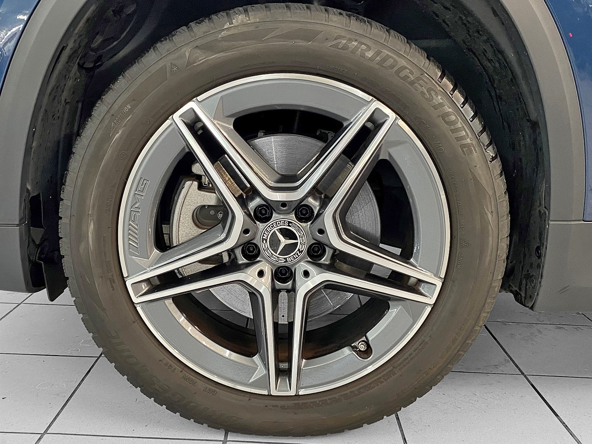 listing desktop thumbnail image 5