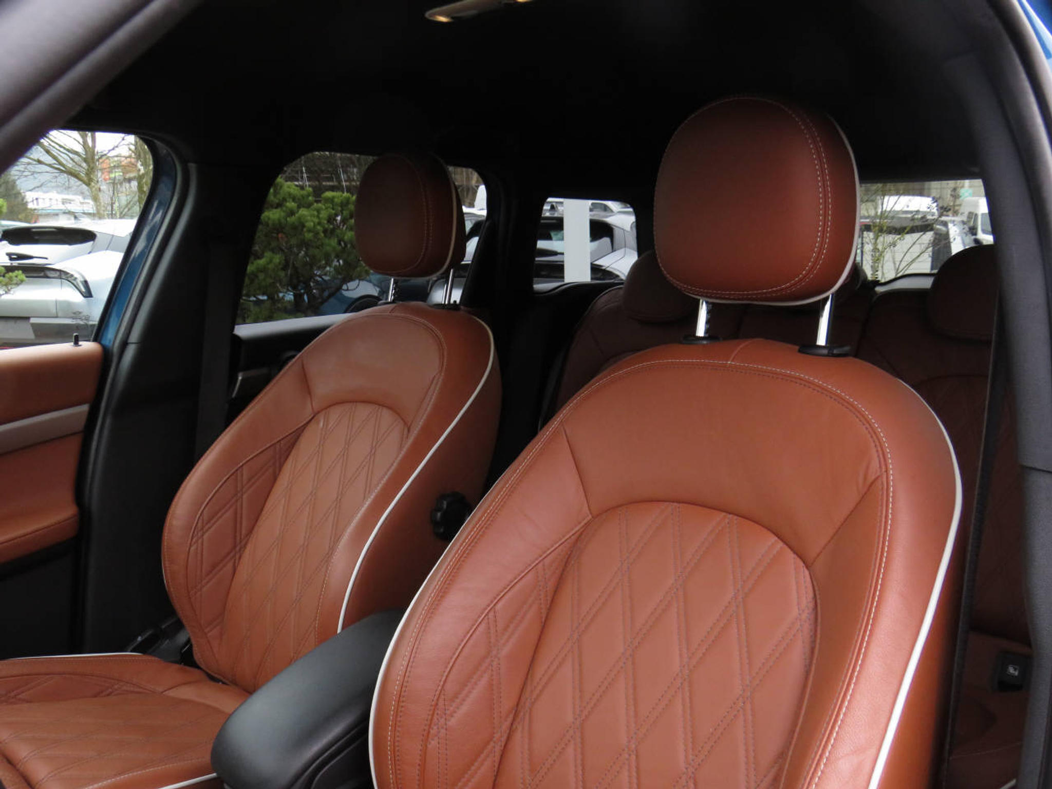 listing desktop thumbnail image 12