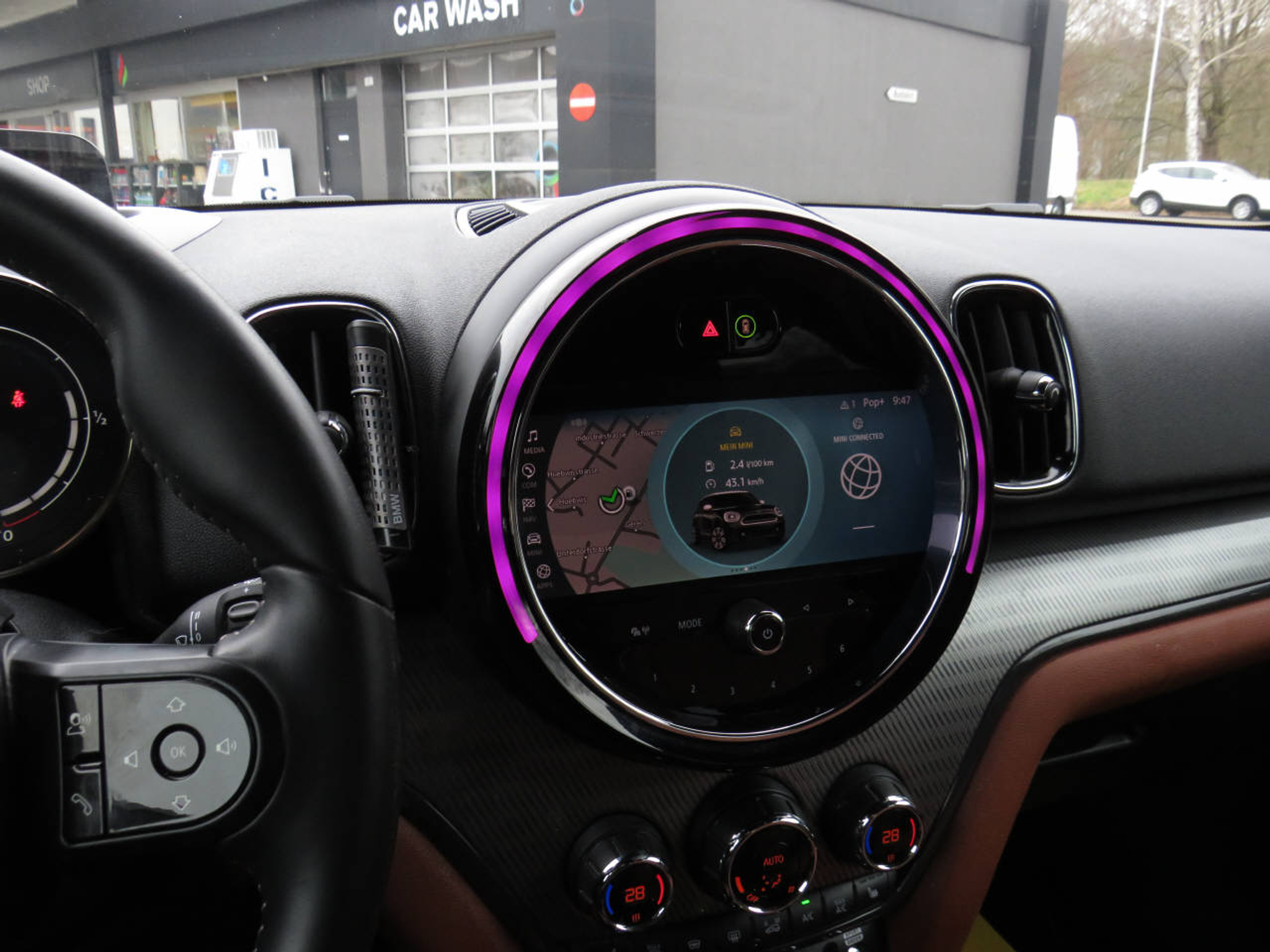 listing desktop thumbnail image 11