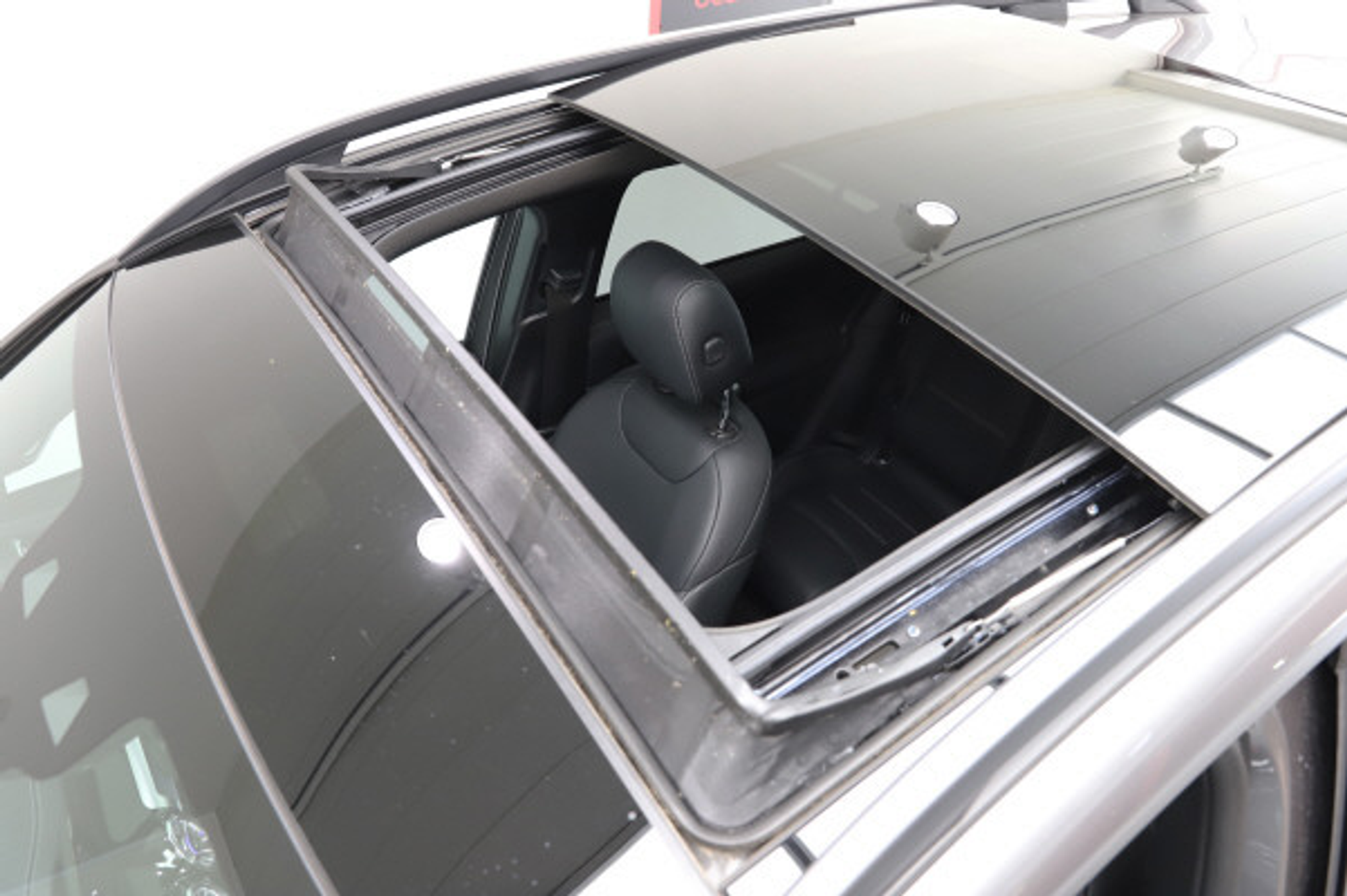 listing desktop thumbnail image 14