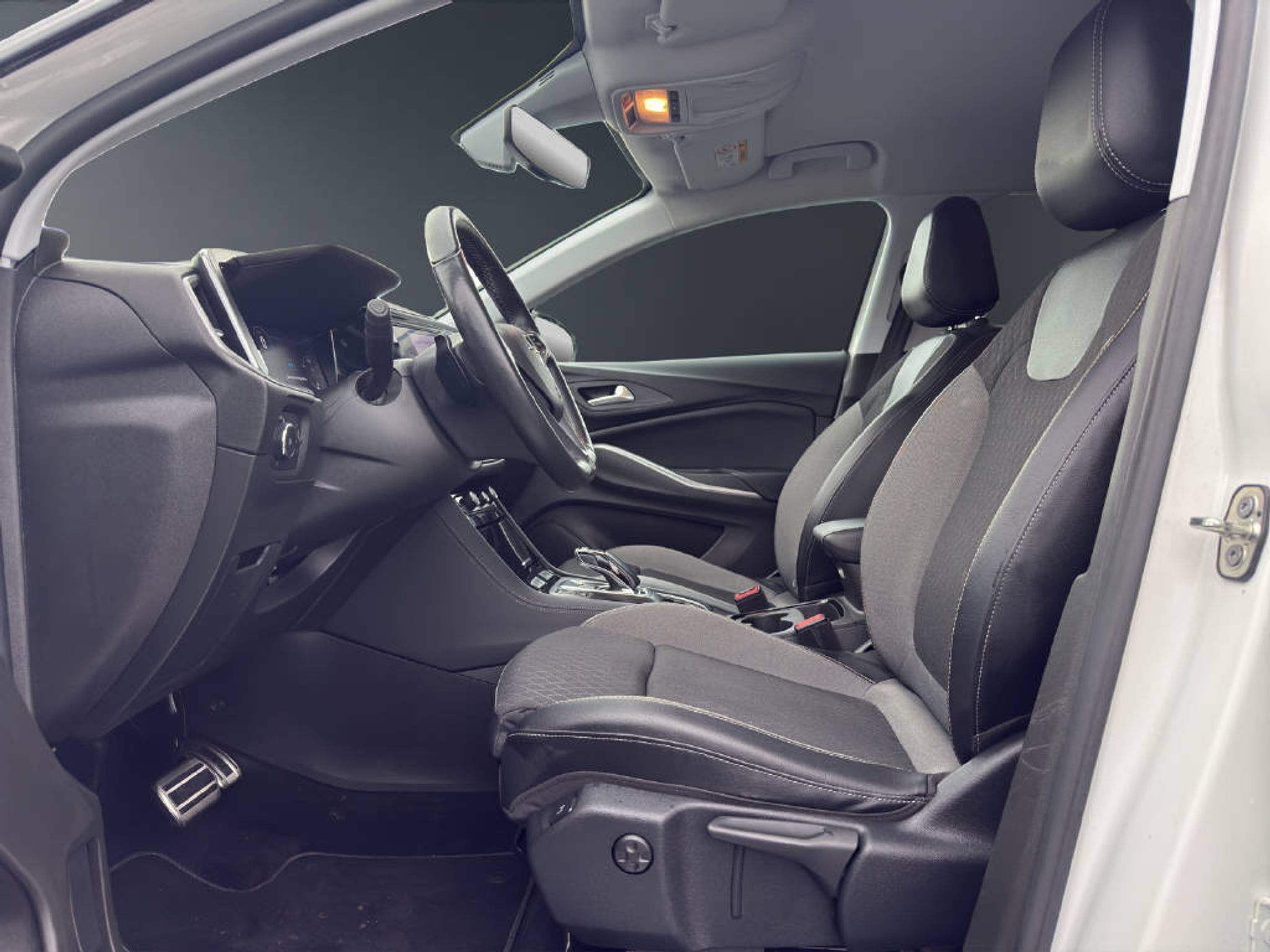 listing desktop thumbnail image 6