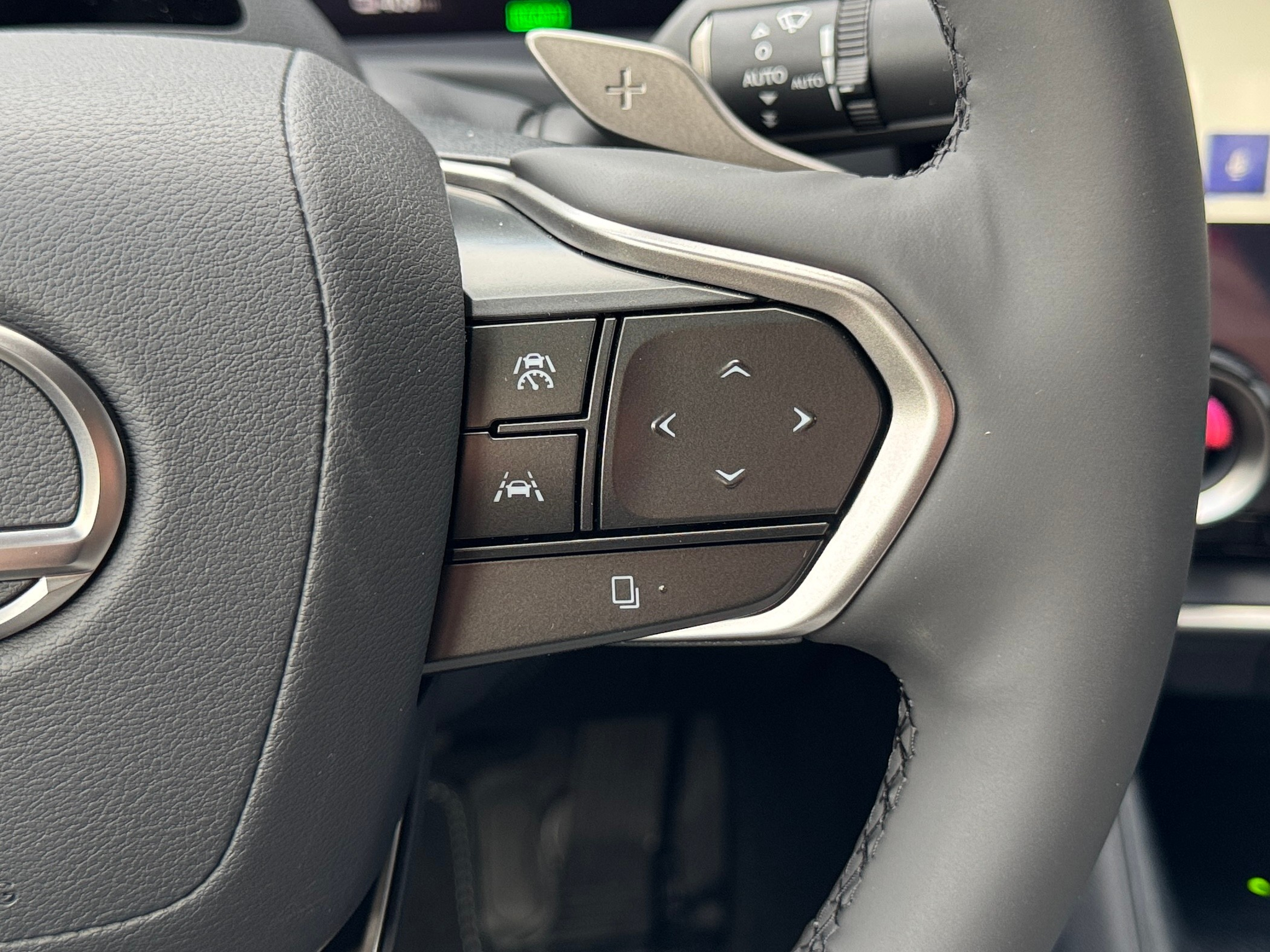 listing desktop thumbnail image 19