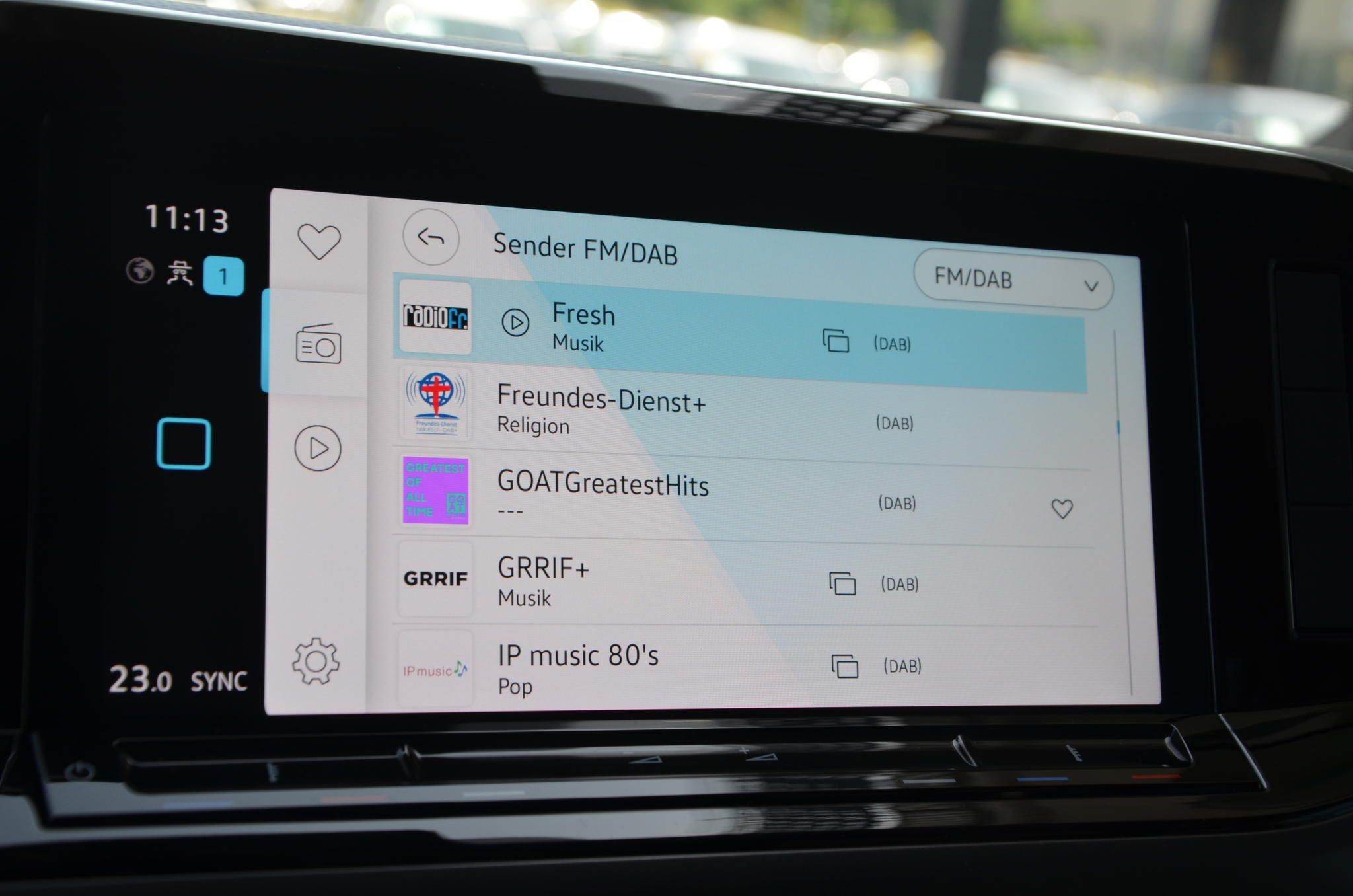 listing desktop thumbnail image 19